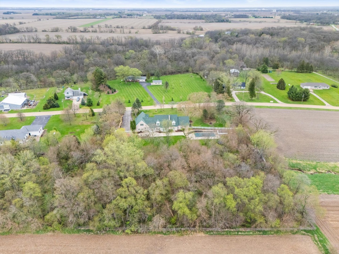 1575 Creek Road Plano, IL 60545 - Photo 22 of 28