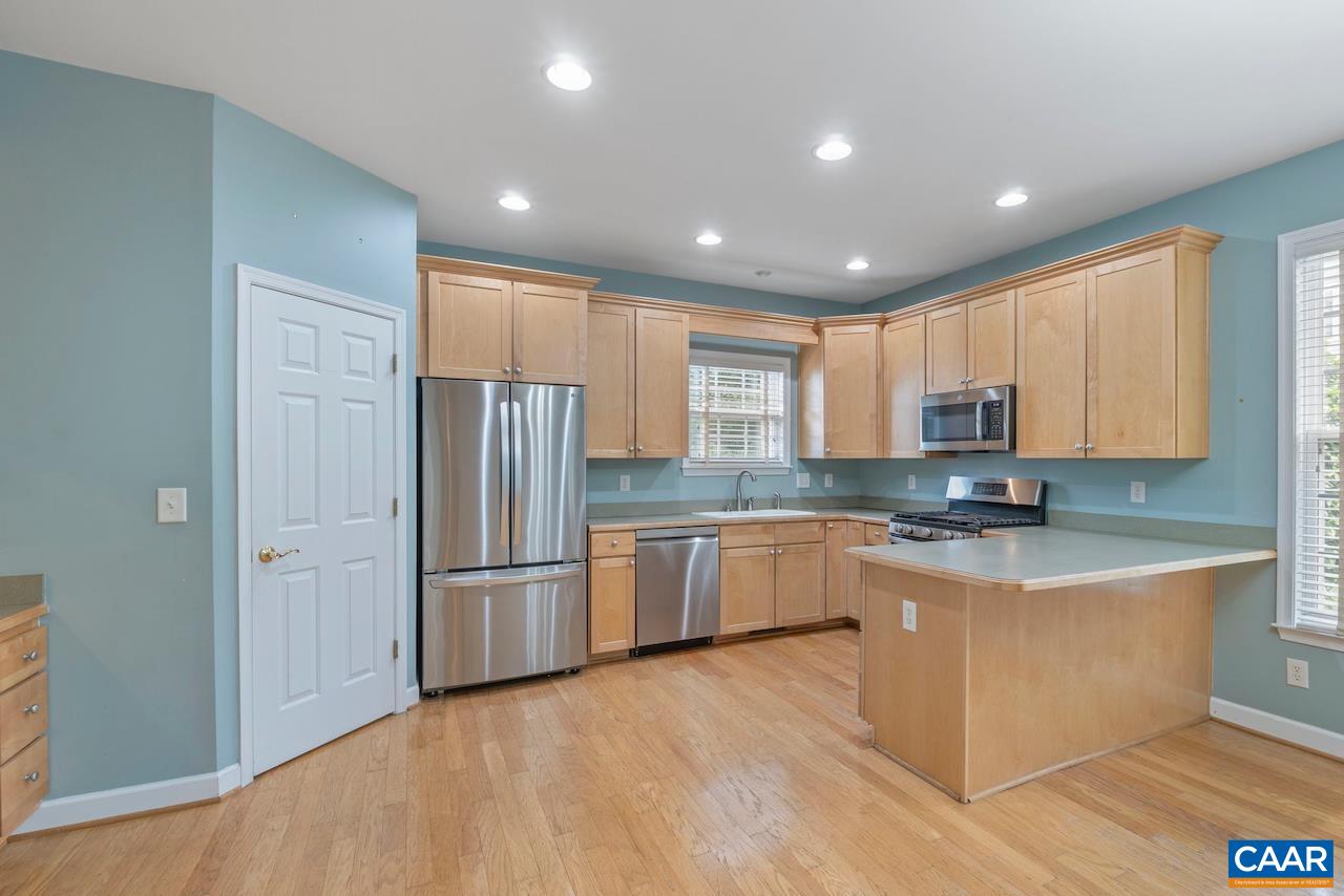 1142 Redfields Road Charlottesville, VA 22903 - Photo 11 of 36 Gallery Image 11