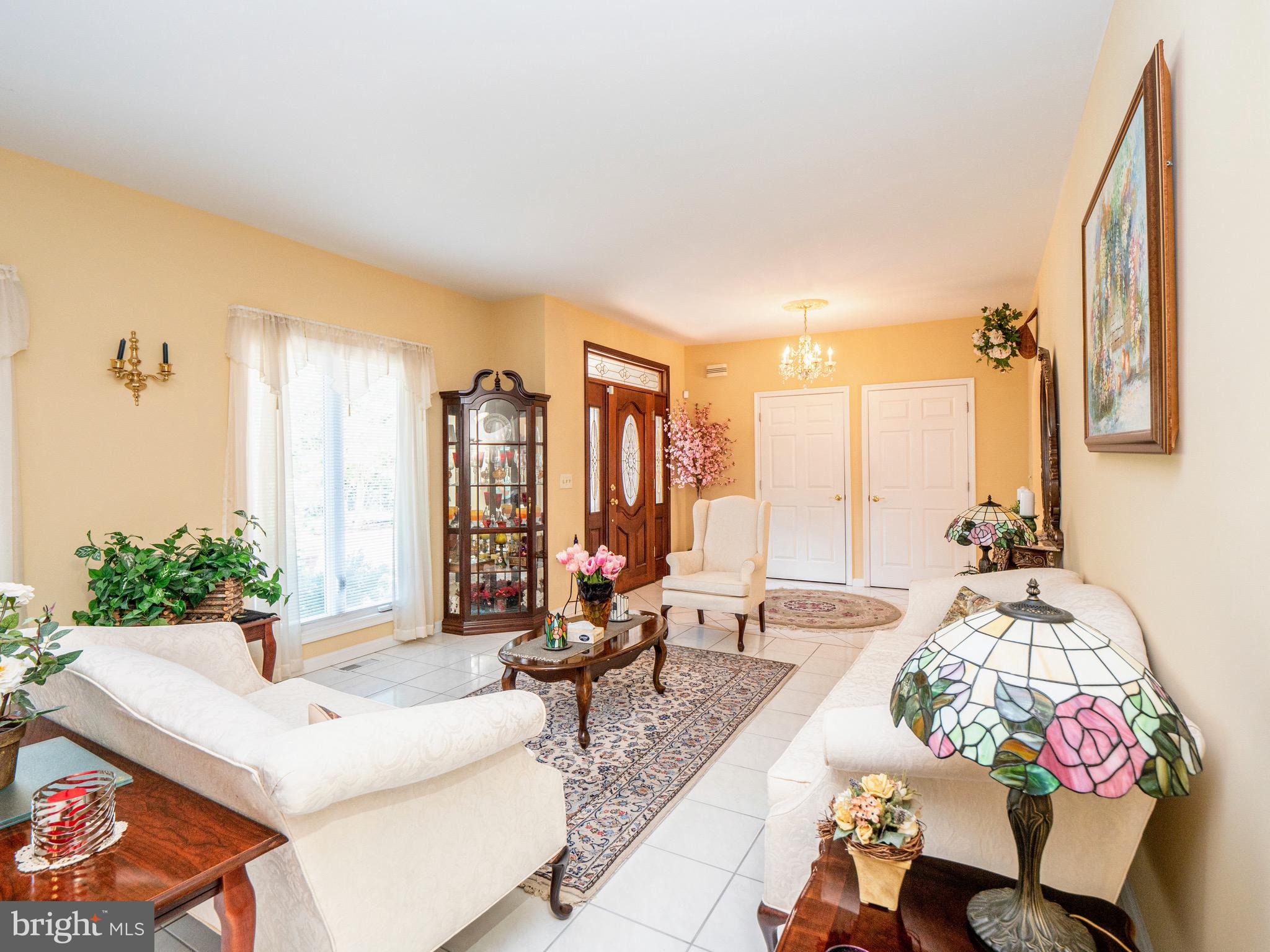 12310 Popes Head Road Fairfax, VA 22030 - Photo 11 of 35 Gallery Image 11