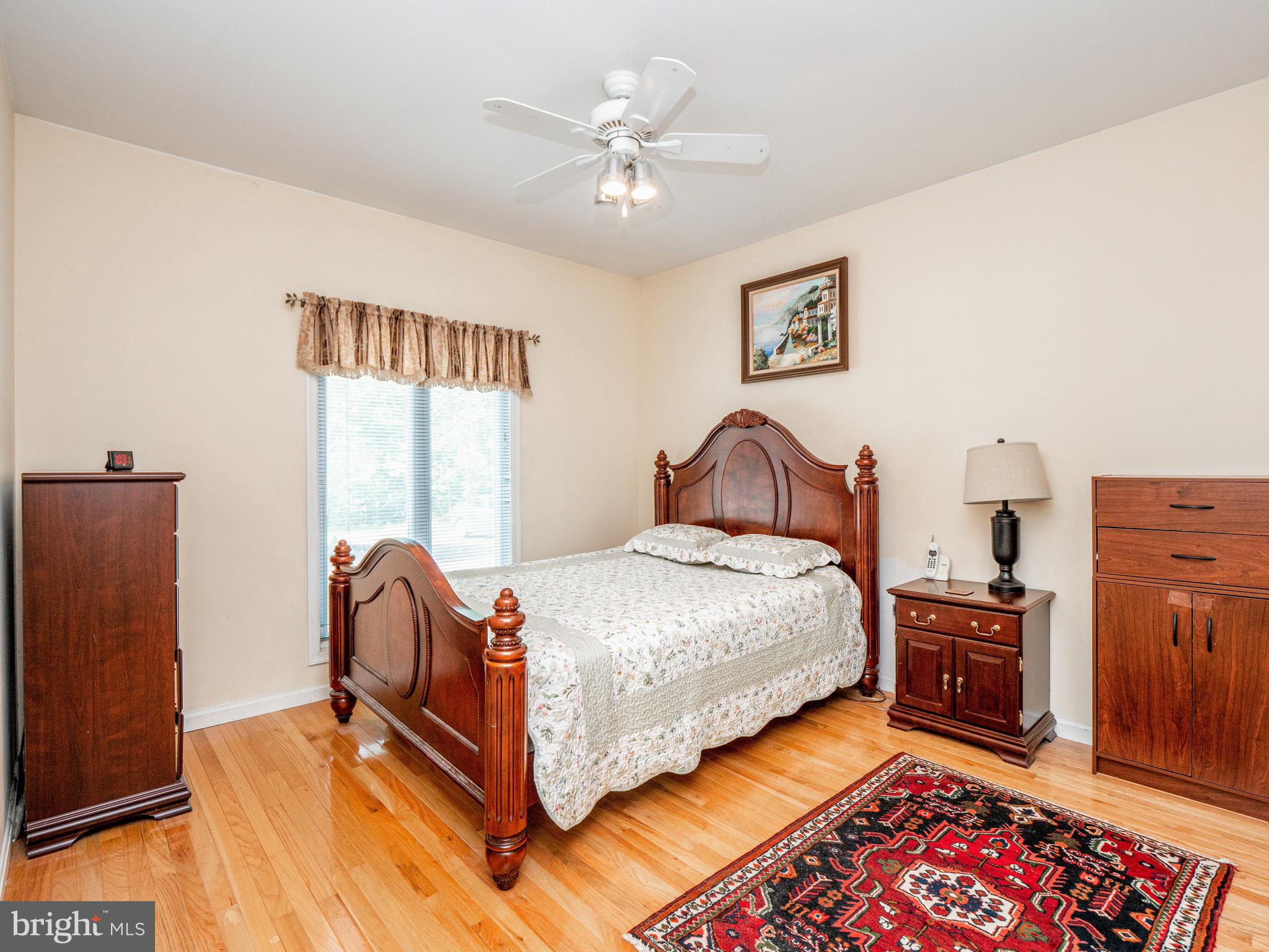 12310 Popes Head Road Fairfax, VA 22030 - Photo 20 of 35 Gallery Image 20