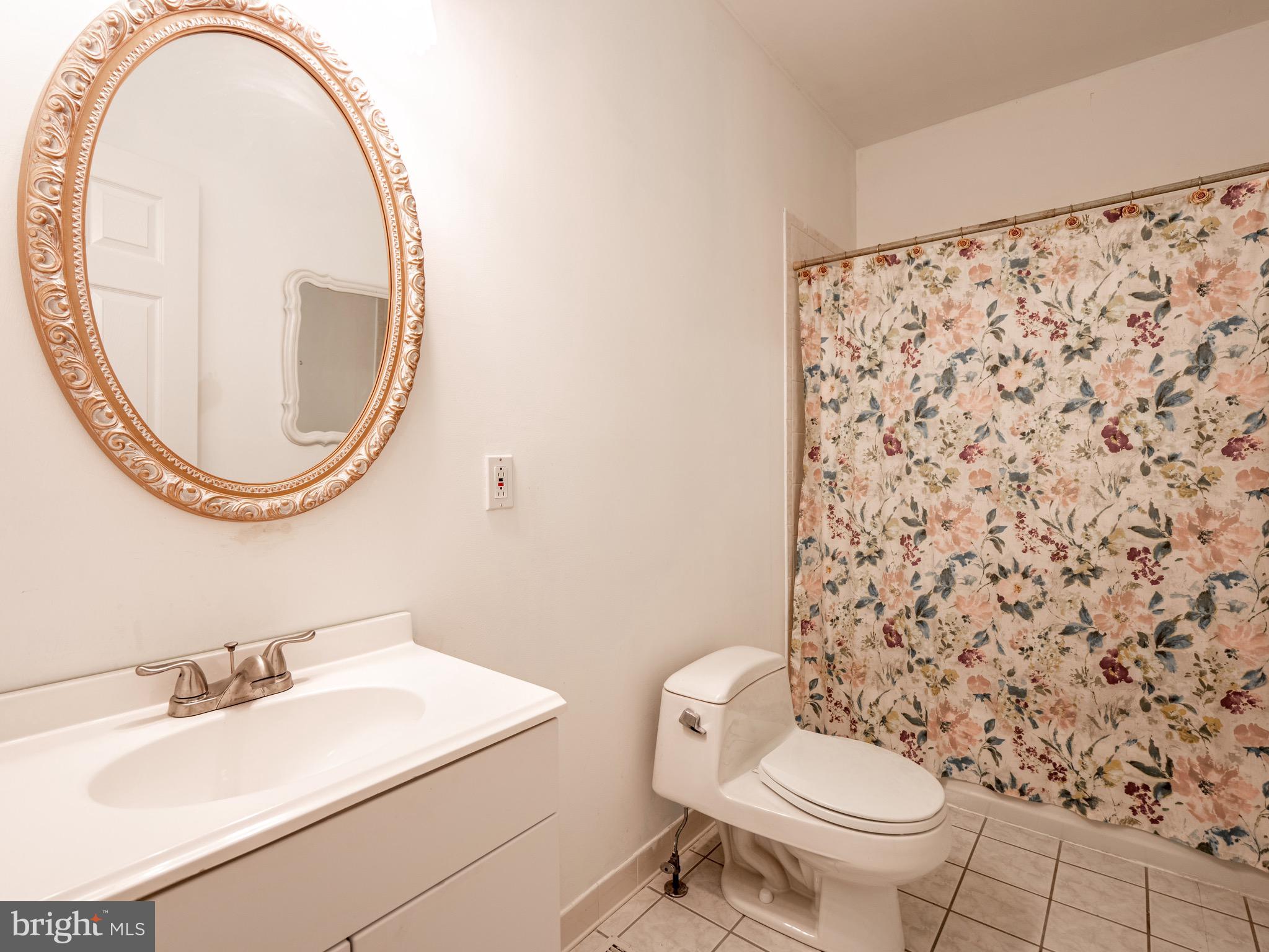 12310 Popes Head Road Fairfax, VA 22030 - Photo 27 of 35 Gallery Image 27