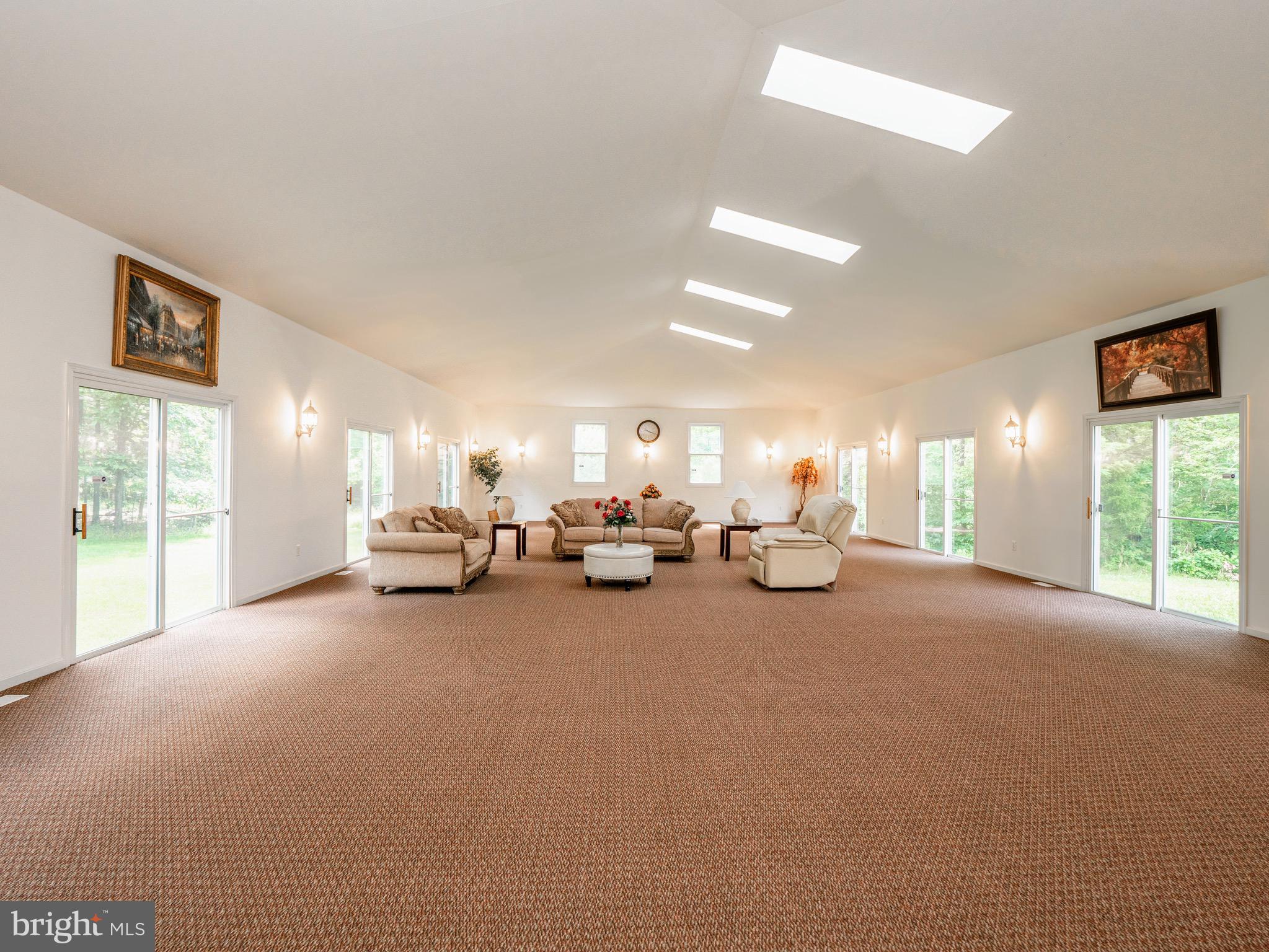12310 Popes Head Road Fairfax, VA 22030 - Photo 4 of 35 Gallery Image 4
