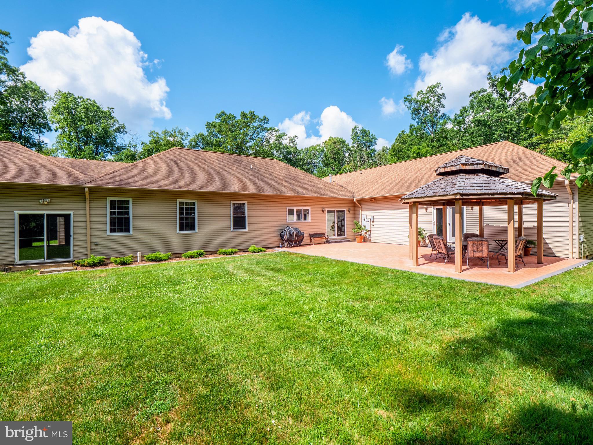 12310 Popes Head Road Fairfax, VA 22030 - Photo 32 of 35 Gallery Image 32