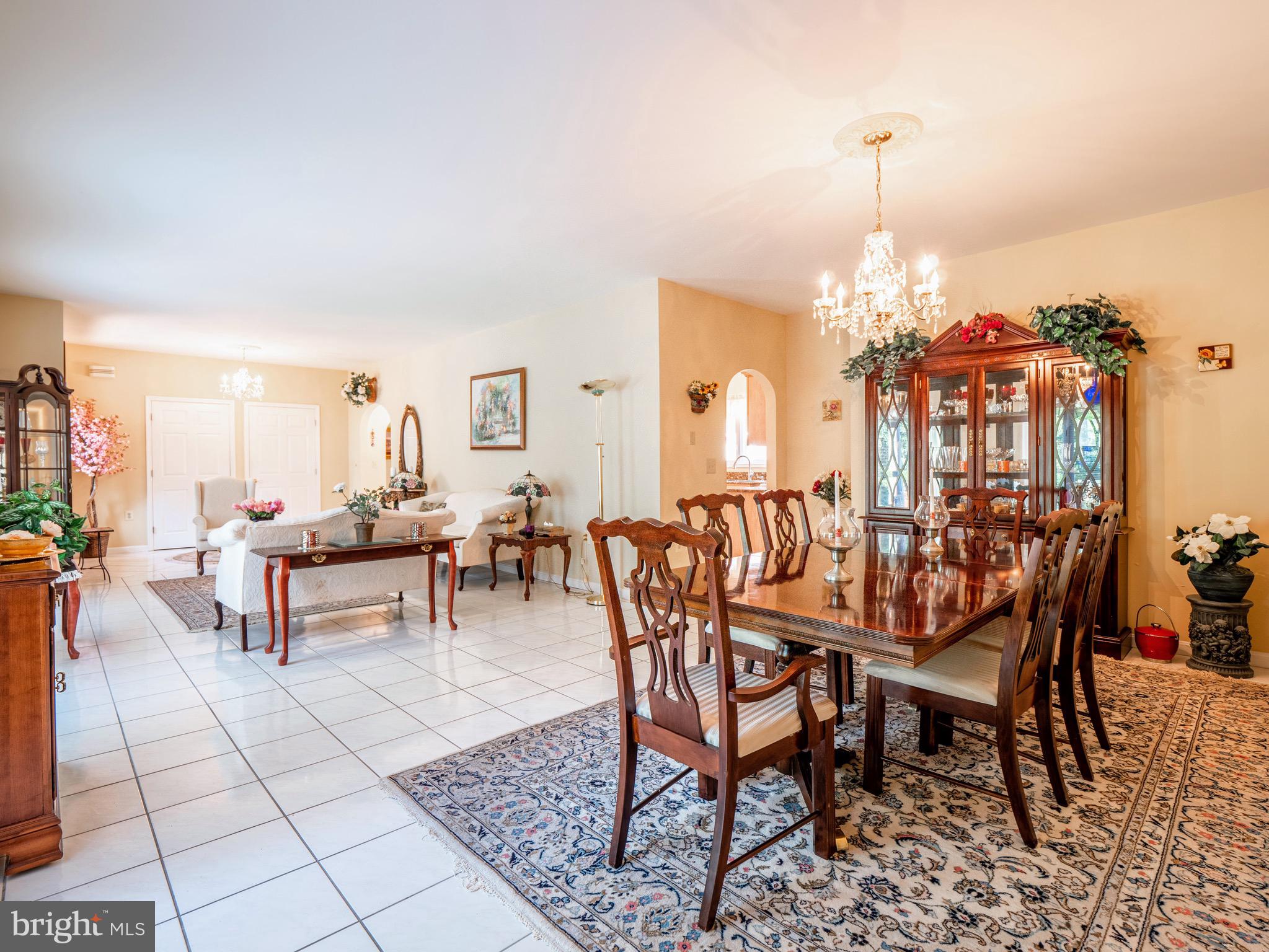 12310 Popes Head Road Fairfax, VA 22030 - Photo 8 of 35 Gallery Image 8