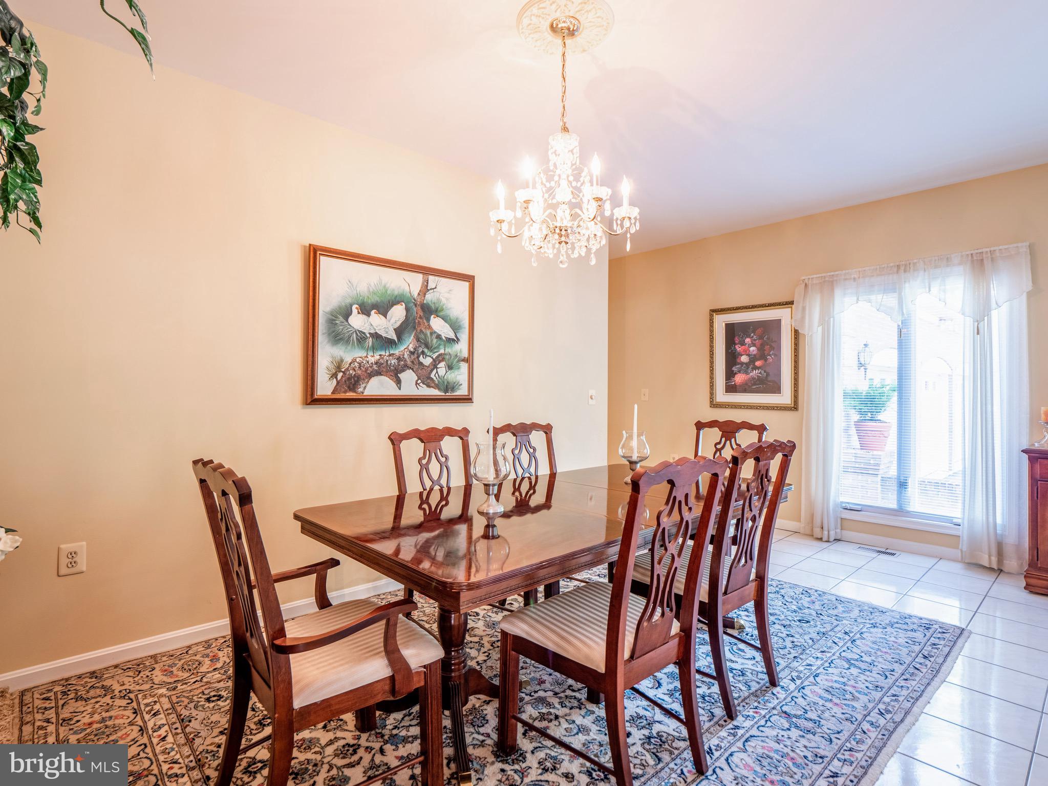 12310 Popes Head Road Fairfax, VA 22030 - Photo 9 of 35 Gallery Image 9