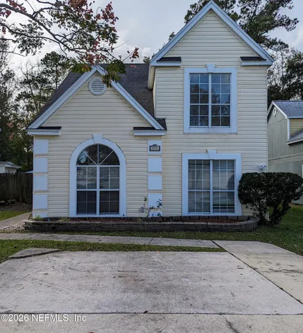 $2,700 | 572 Staffordshire Drive, Jacksonville, FL 32225