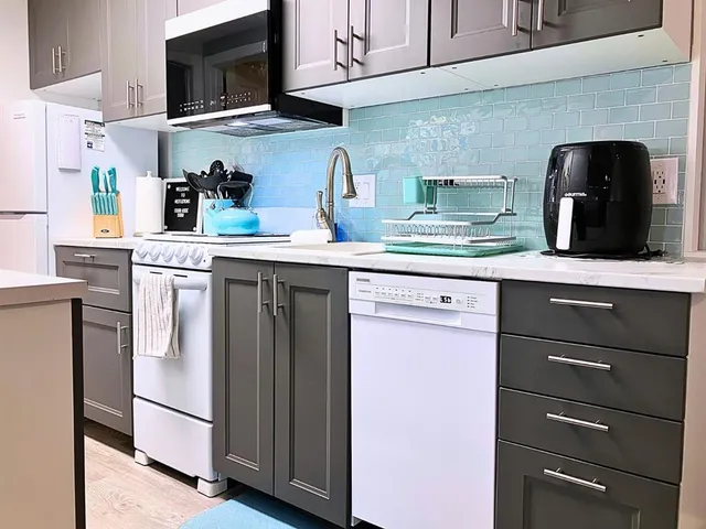 $145,000 | 20921 Haulover Cove Road, Unit F14, Lutz, FL 33558