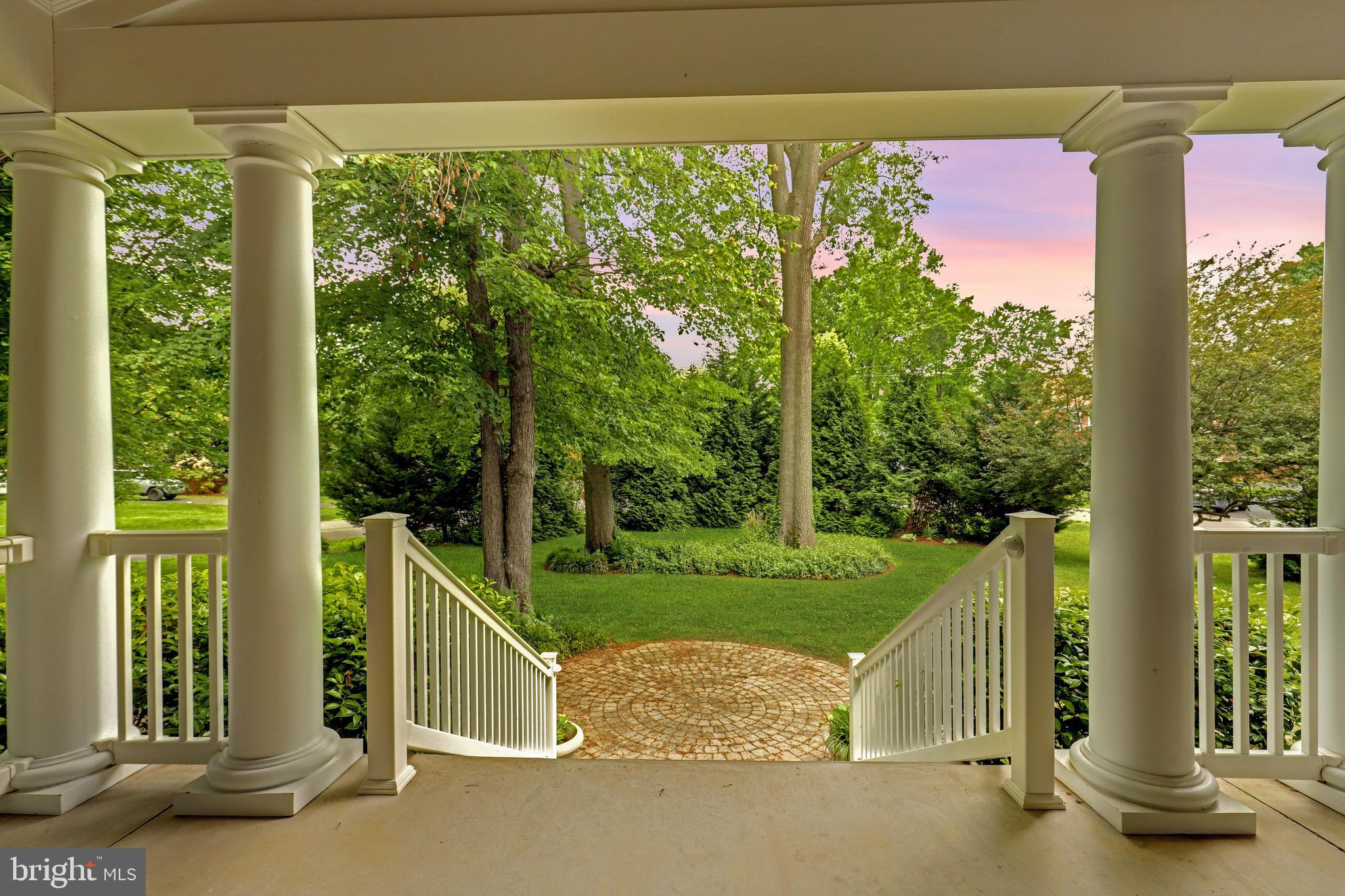 8701 Standish Road Alexandria, VA 22308 - Photo 4 of 82 Gallery Image 4
