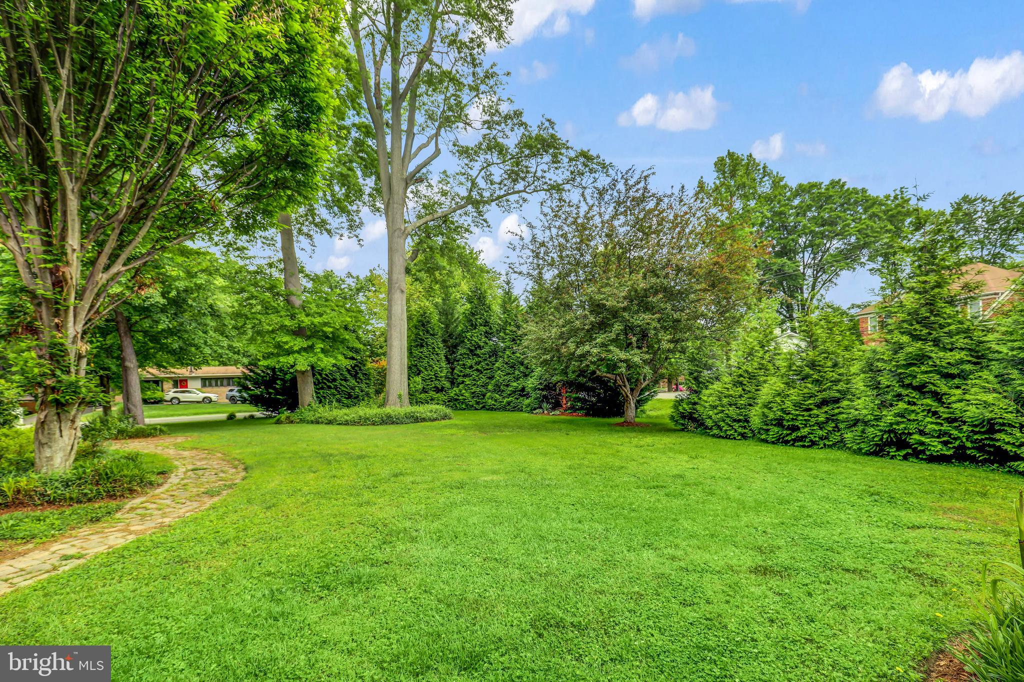 8701 Standish Road Alexandria, VA 22308 - Photo 74 of 82 Gallery Image 74