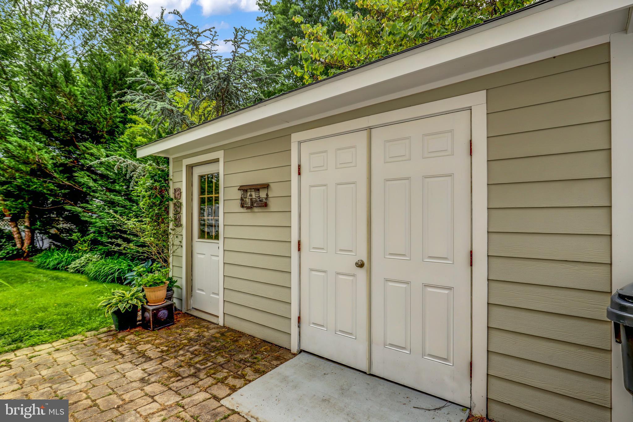 8701 Standish Road Alexandria, VA 22308 - Photo 76 of 82 Gallery Image 76