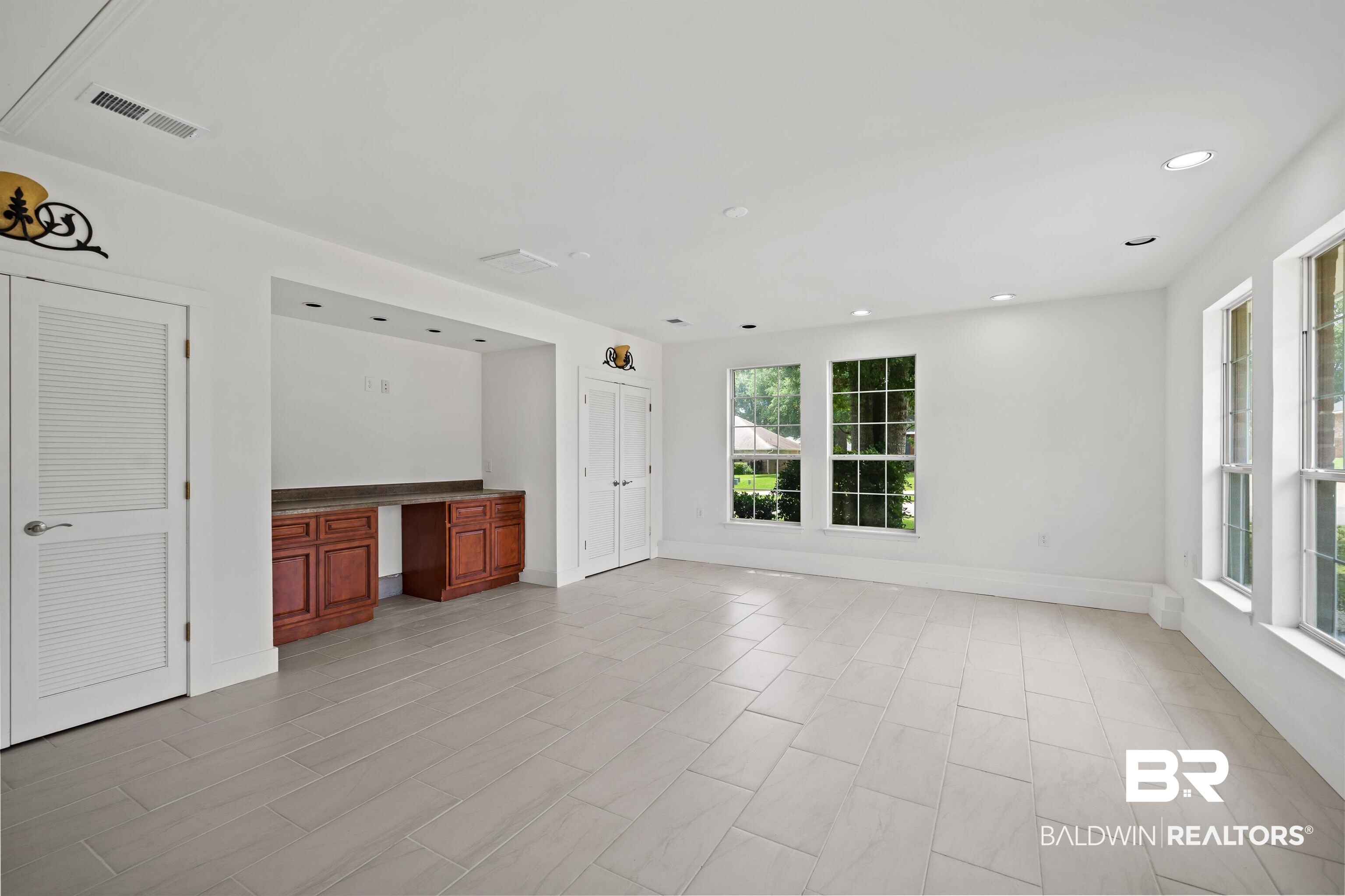 16362 Hamlet Lane Foley, AL 36535 - Photo 15 of 46 Bonus room