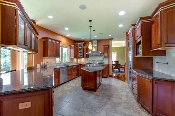 $1,100,000 | 1260 Hanover Trail, Waunakee, WI 53597