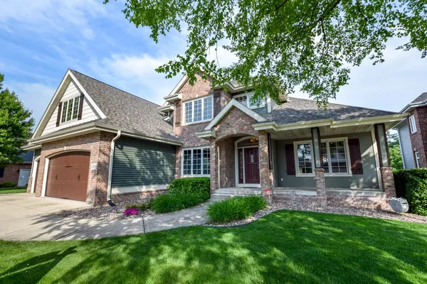 $1,100,000 | 1260 Hanover Trail, Waunakee, WI 53597