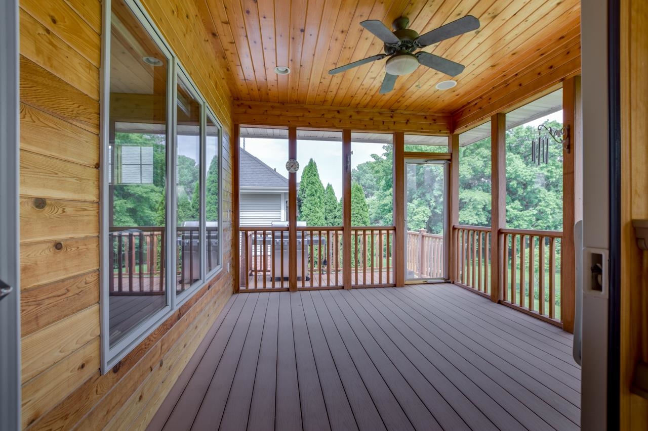 1260 Hanover Trail Waunakee, WI 53597 - Photo 25 of 66