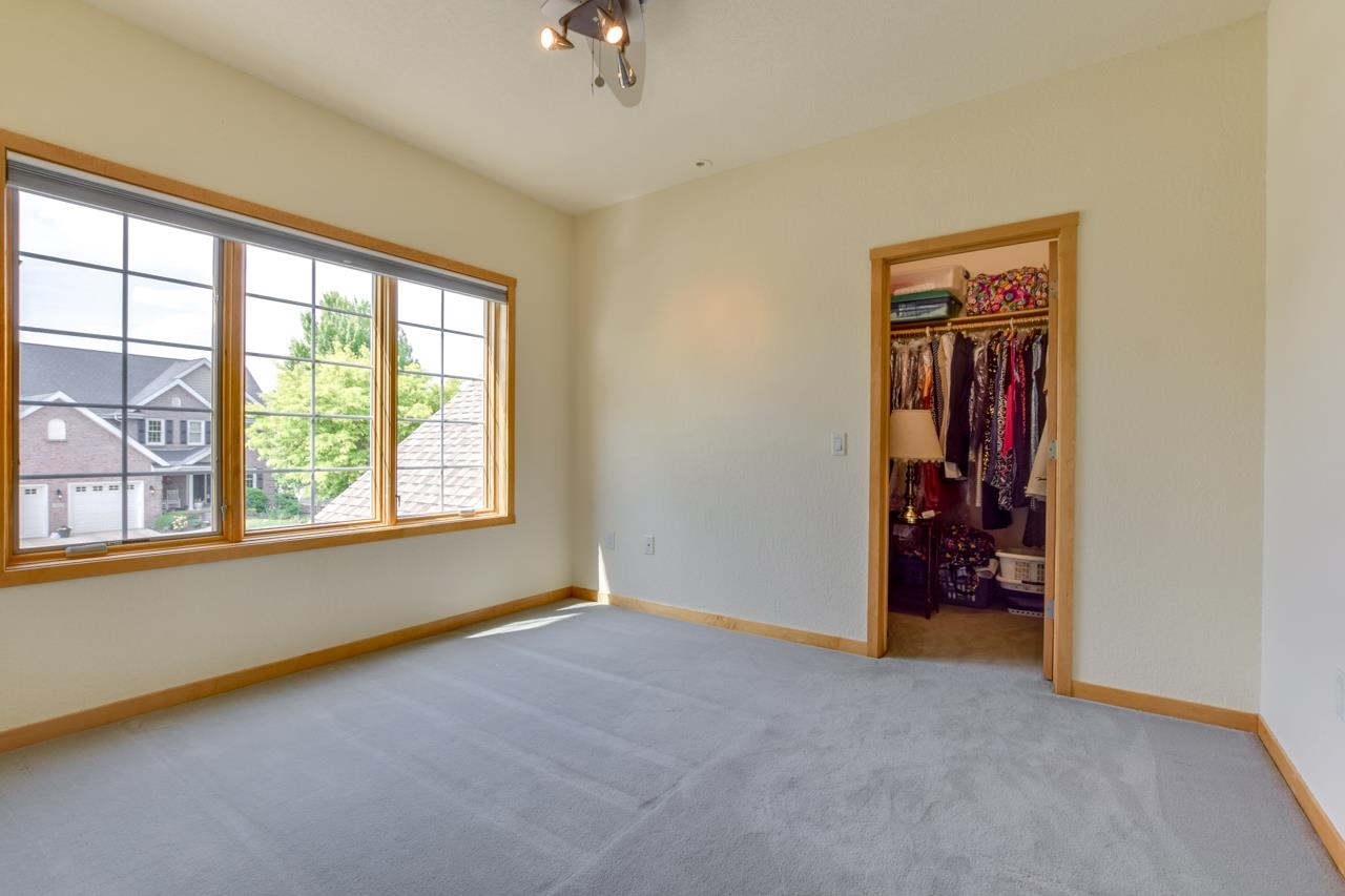 1260 Hanover Trail Waunakee, WI 53597 - Photo 38 of 66