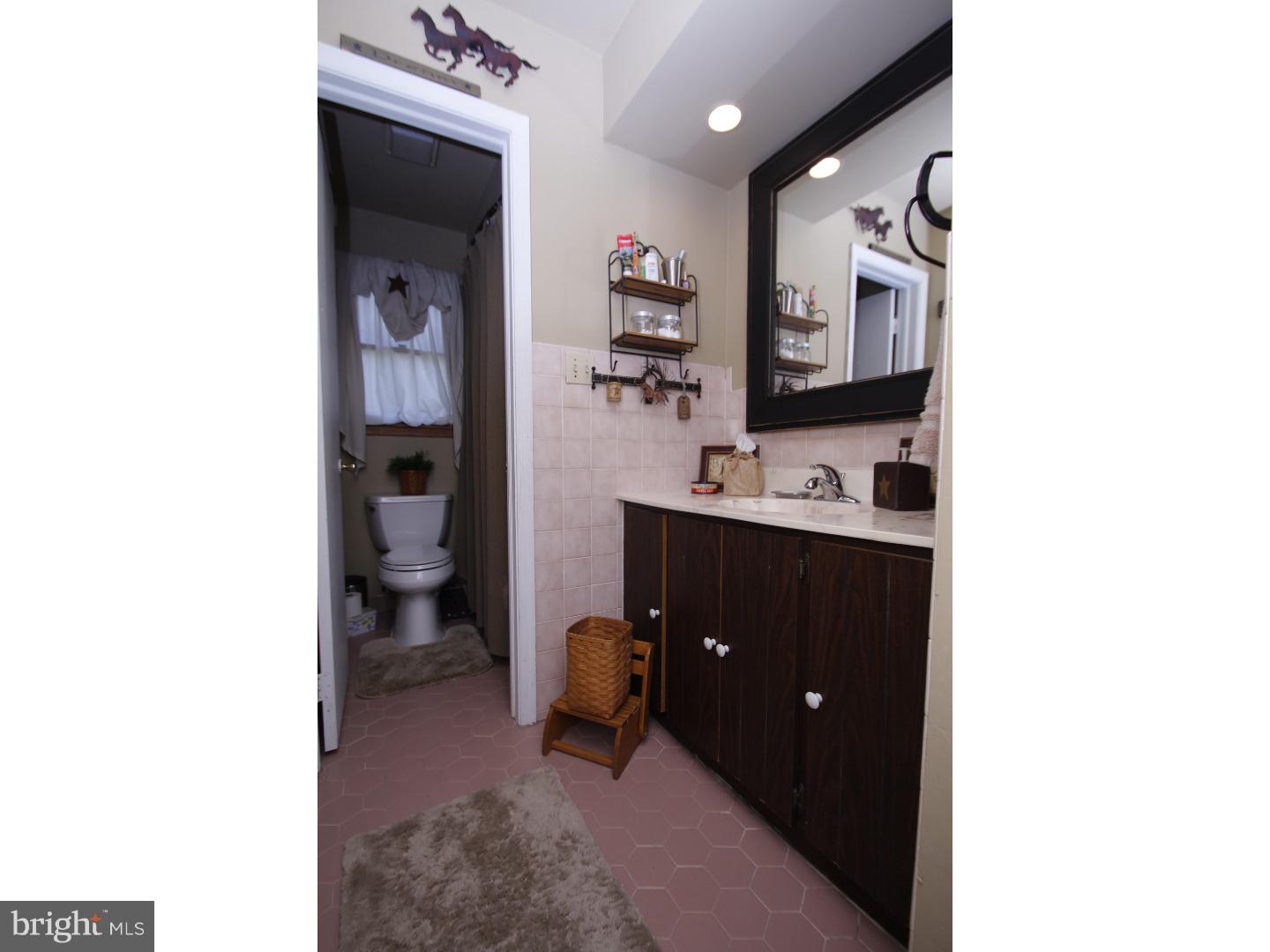568 Long Lane Road Walnutport, PA 18088 - Photo 15 of 20 Gallery Image 15