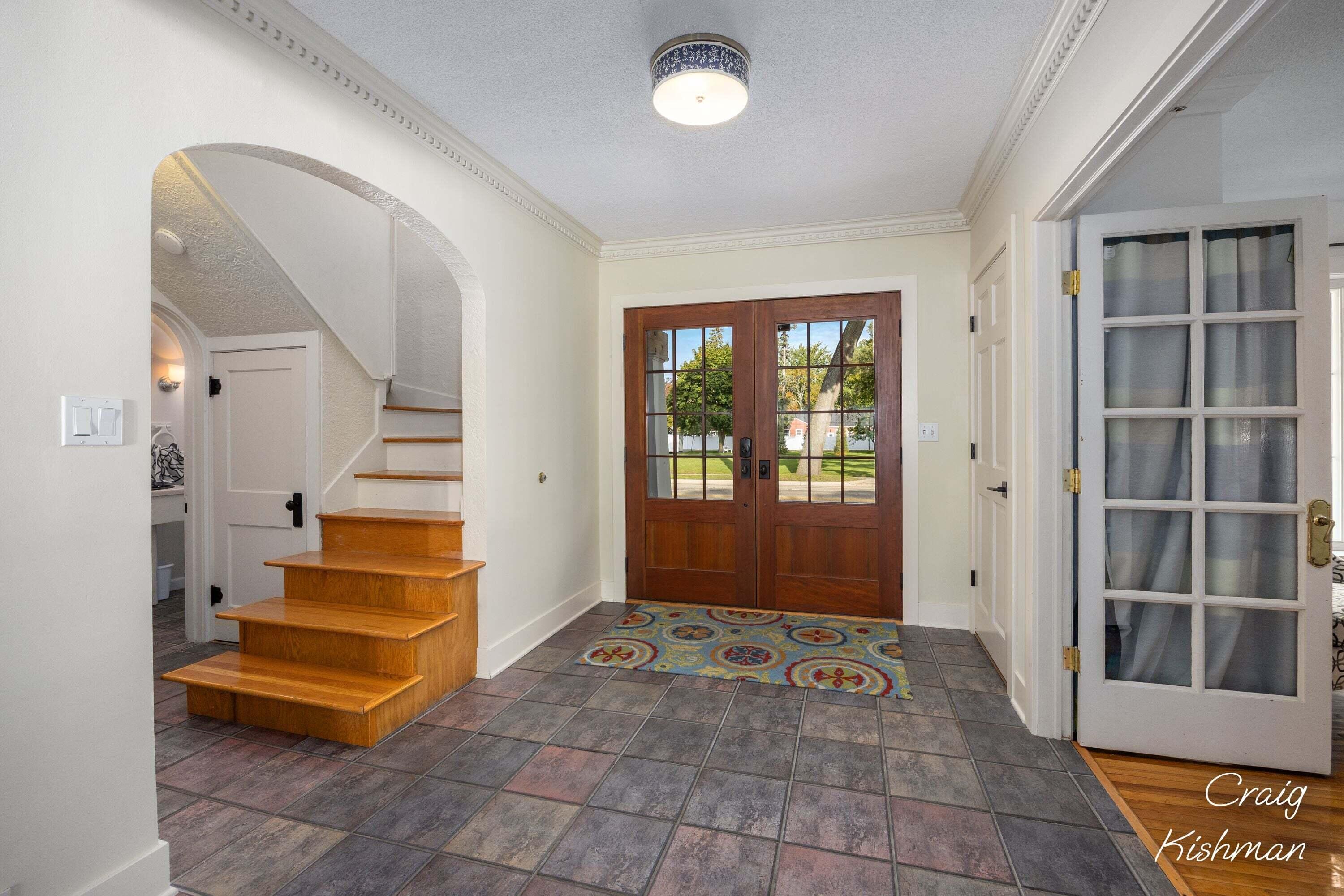 1649 Ruddiman Drive Muskegon, MI 49445 - Photo 4 of 50 4