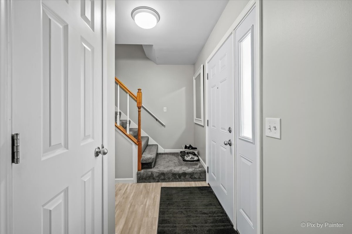 37W150 Olwin Avenue Elgin, IL 60124 - Photo 16 of 48