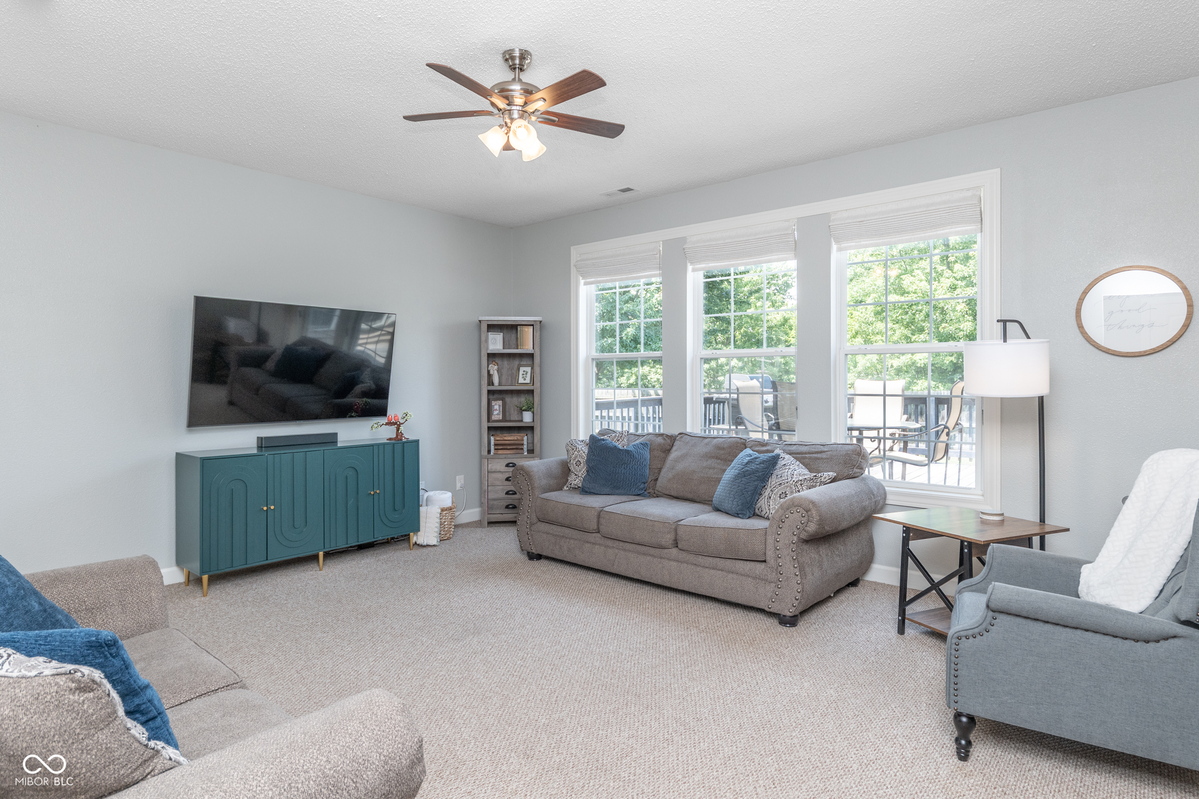 9652 Rhodes Lane Avon, IN 46123 - Photo 3 of 49