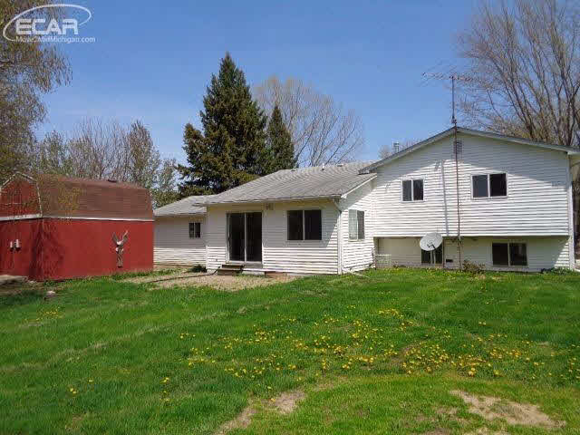 4569 North Seymour Road Flushing, MI 48433 - Photo 12 of 14 21287285-11.JPG