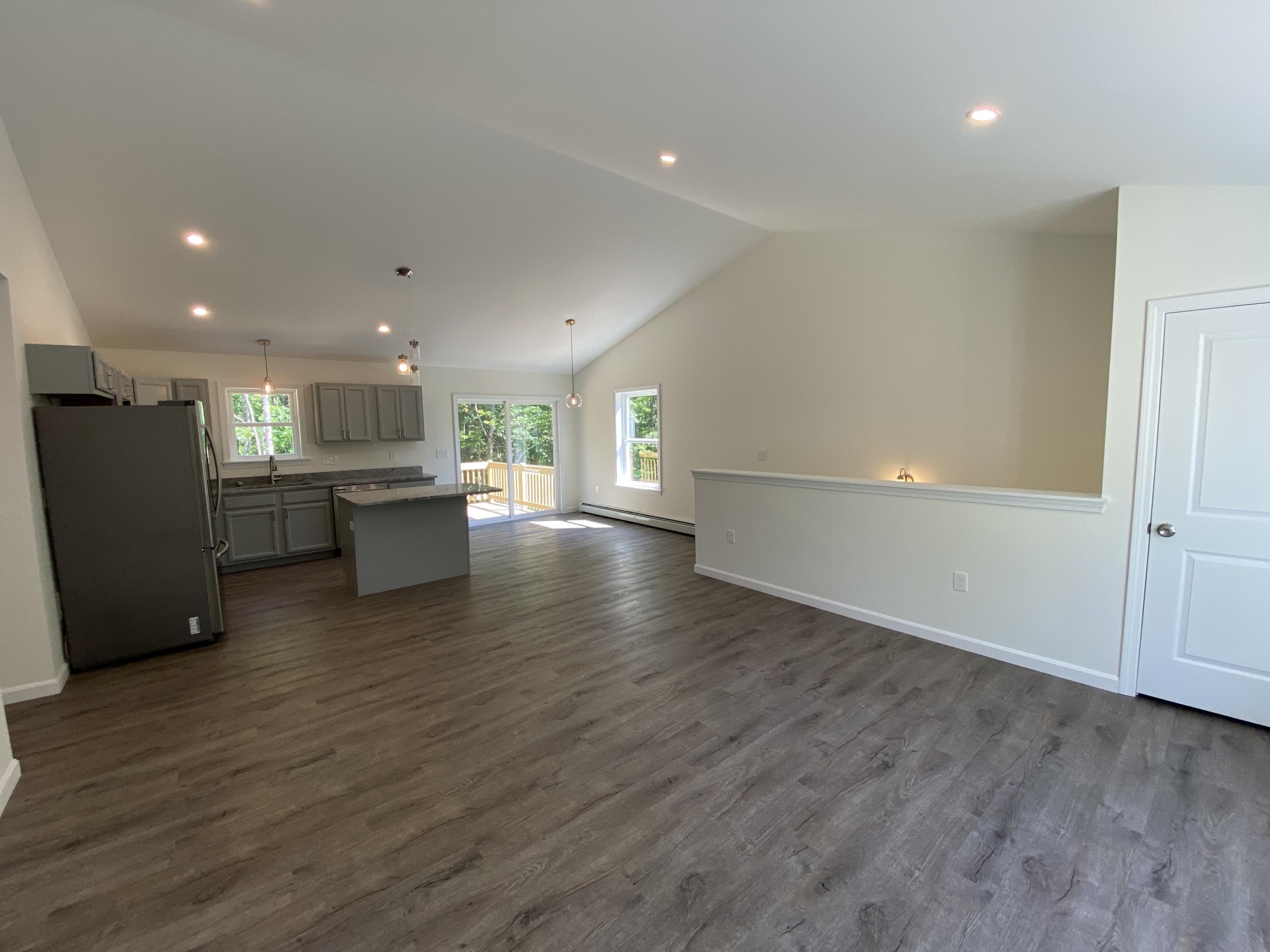 116 Woodman Road Buxton, ME 04093 - Photo 11 of 64 Pry0hfnHQTCU2CRv8vuIpg