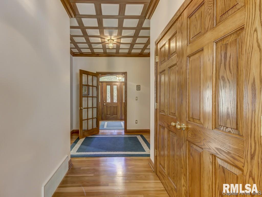2419 Hazlett Road Springfield, IL 62707 - Photo 7 of 36