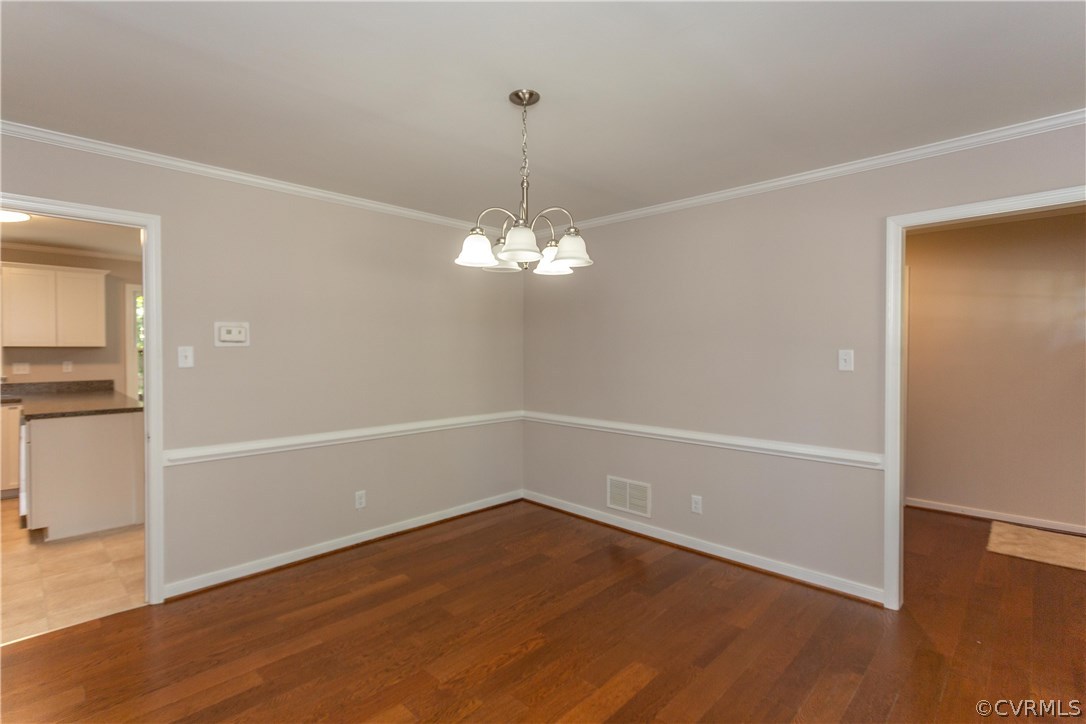 5310 Sunbeam Road North Chesterfield, VA 23234 - Photo 25 of 49 Dining Room with new lighting