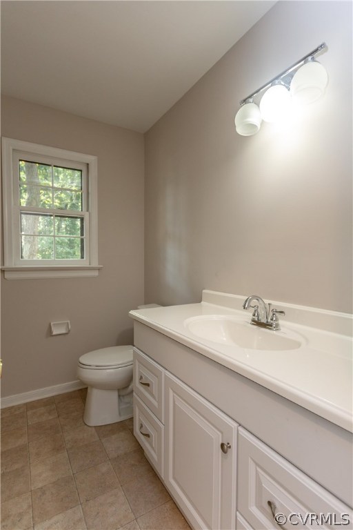 5310 Sunbeam Road North Chesterfield, VA 23234 - Photo 38 of 49 Bathroom with Double Vanity