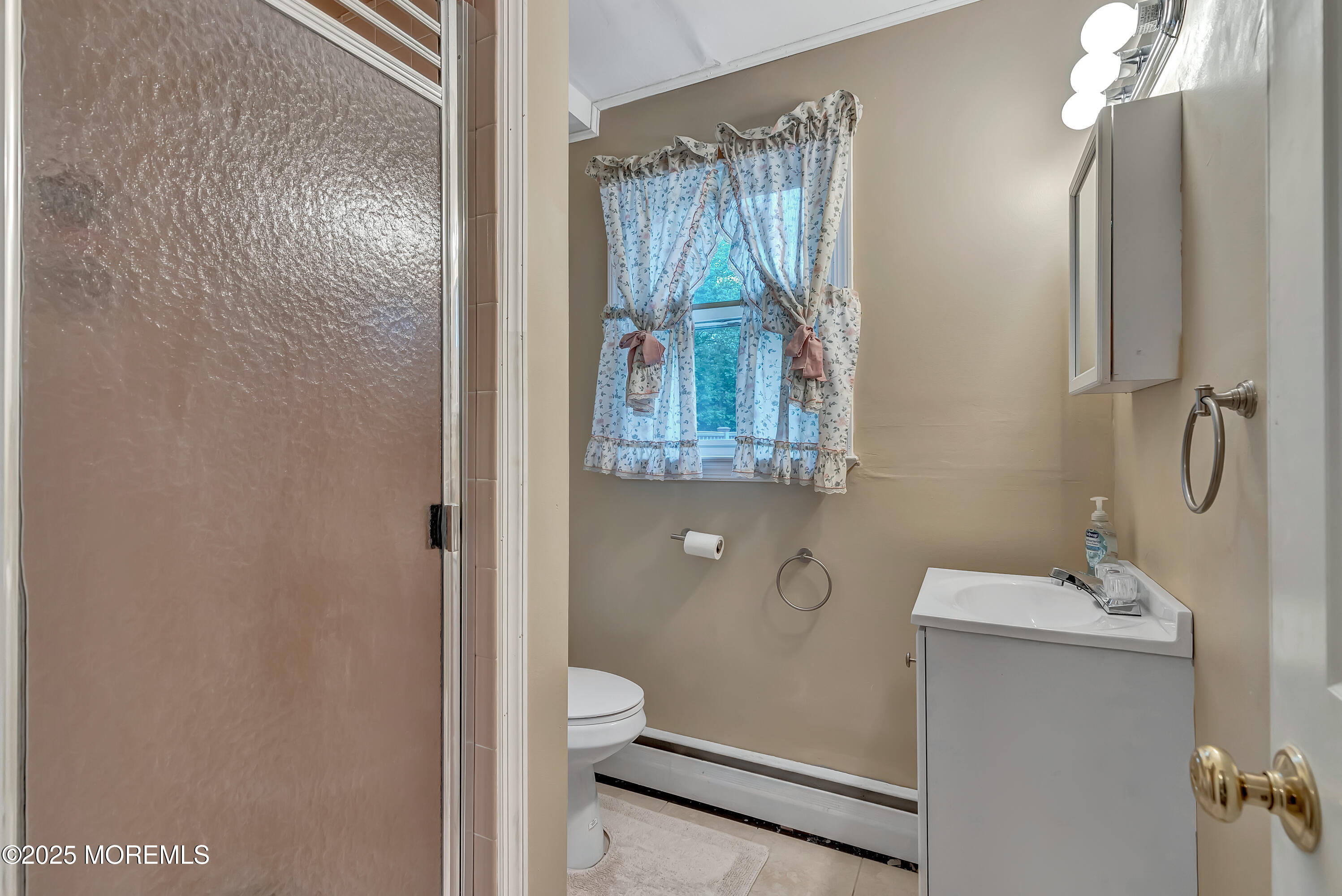 20 Devon Road Middletown, NJ 07748 - Photo 17 of 33 026