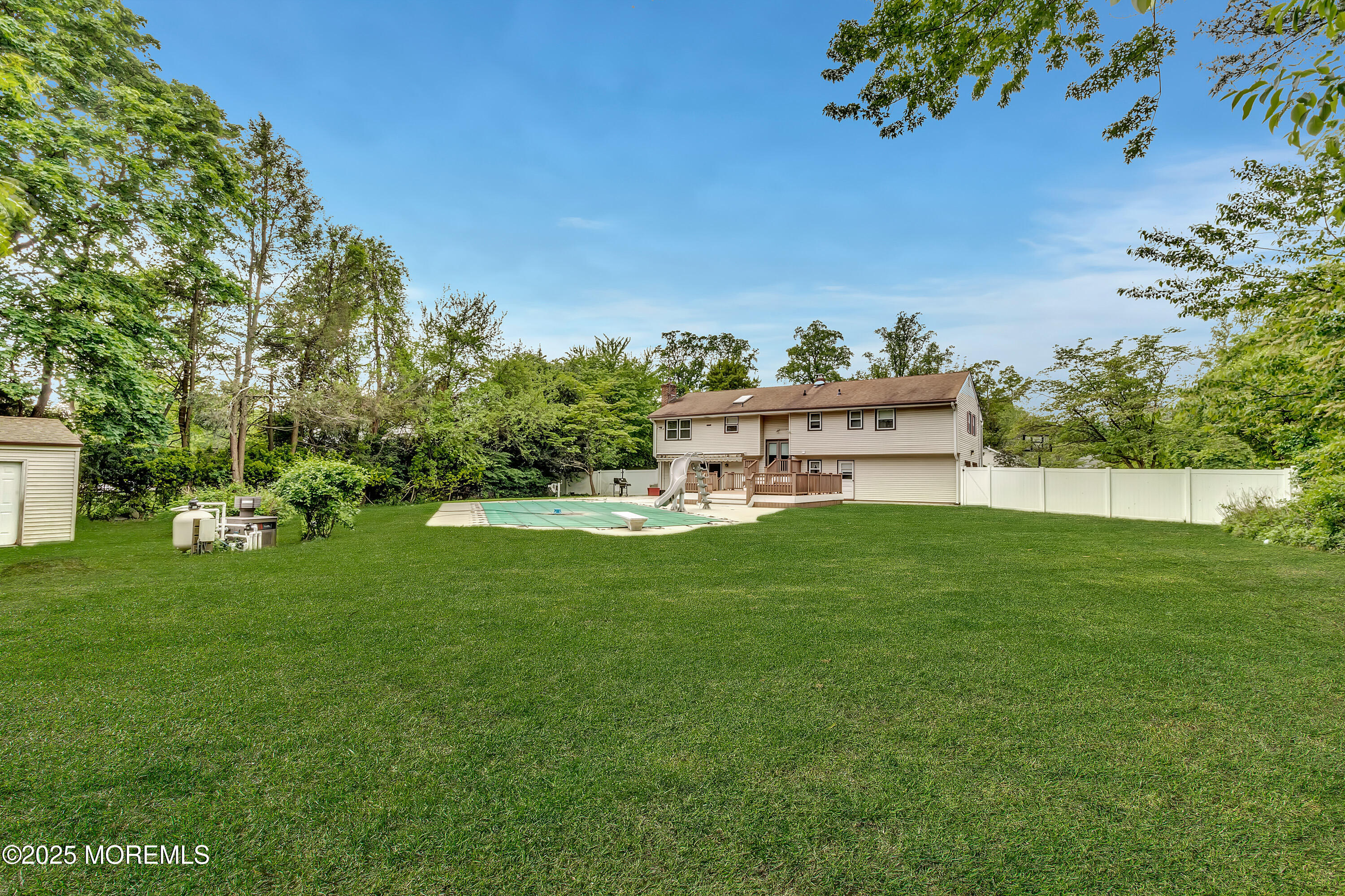 20 Devon Road Middletown, NJ 07748 - Photo 28 of 33 031