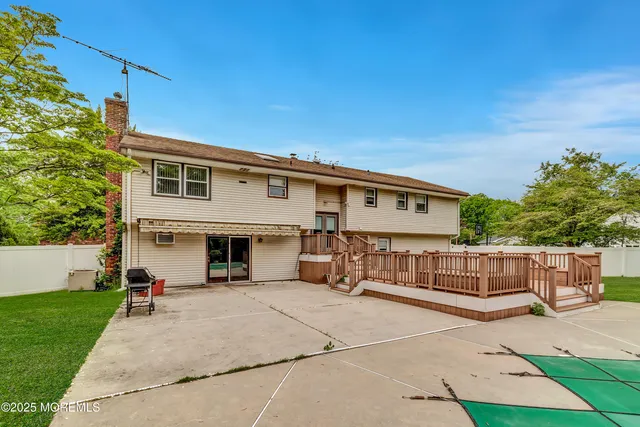 $849,000 | 20 Devon Road, Middletown, NJ 07748