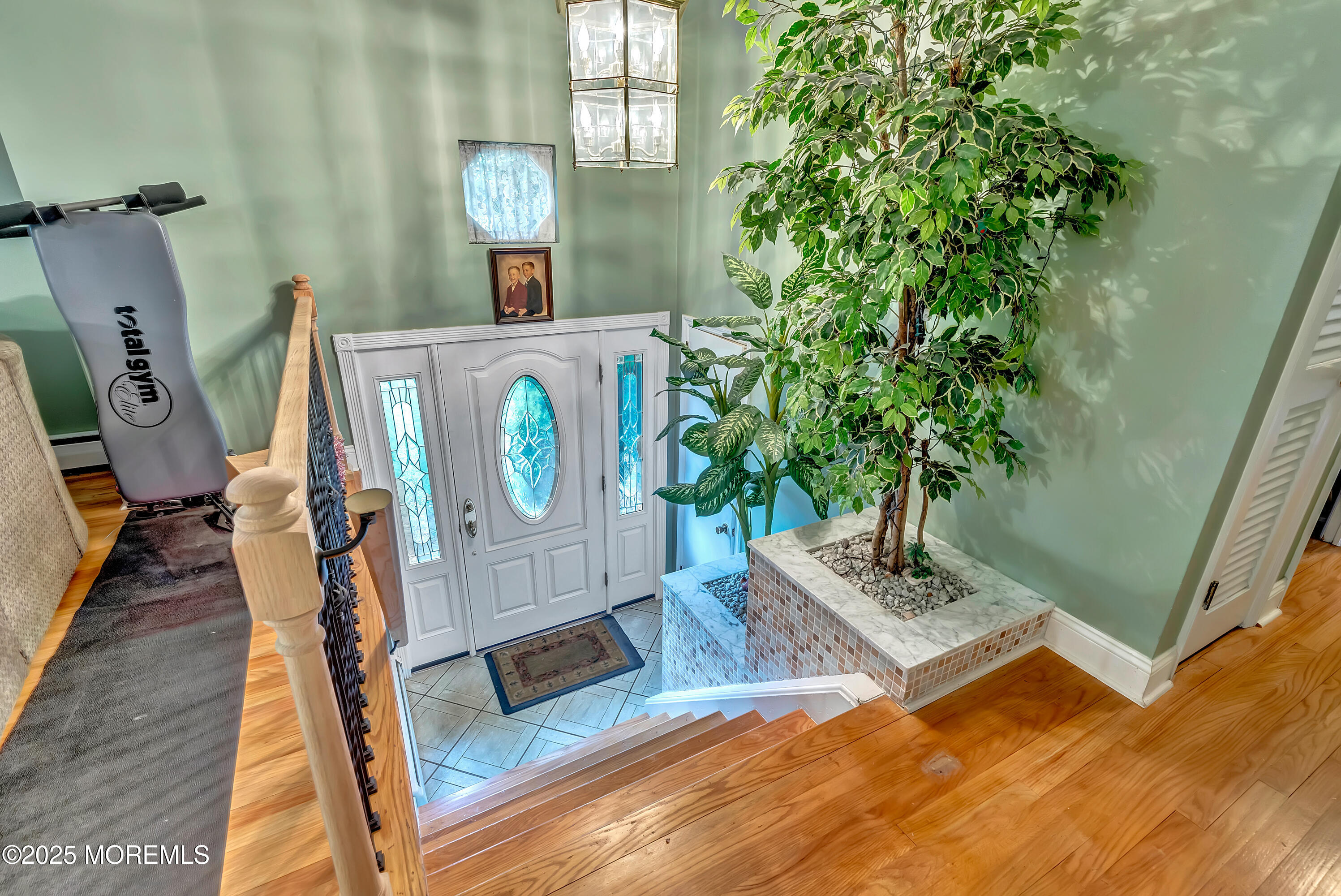 20 Devon Road Middletown, NJ 07748 - Photo 4 of 33 005