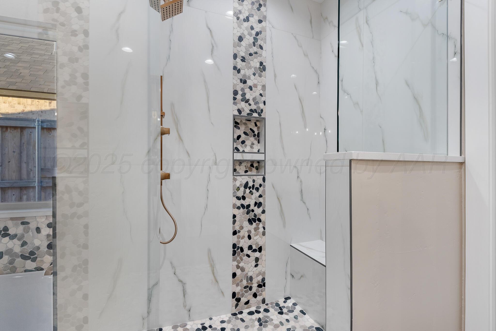 1301 Herring Ranch Road Amarillo, TX 79124 - Photo 27 of 48 Master Bathroom