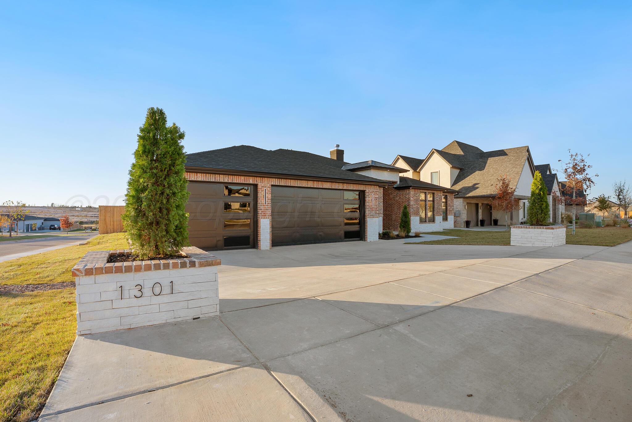 1301 Herring Ranch Road -02