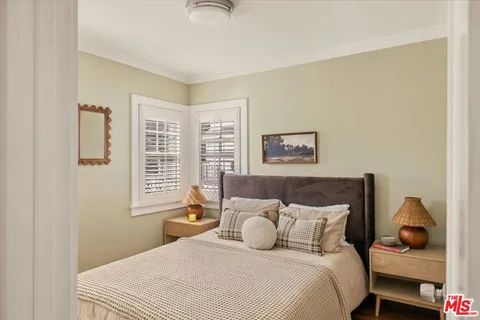 $1,250,000 | 3764 Valleybrink Road, Los Angeles, CA 90039