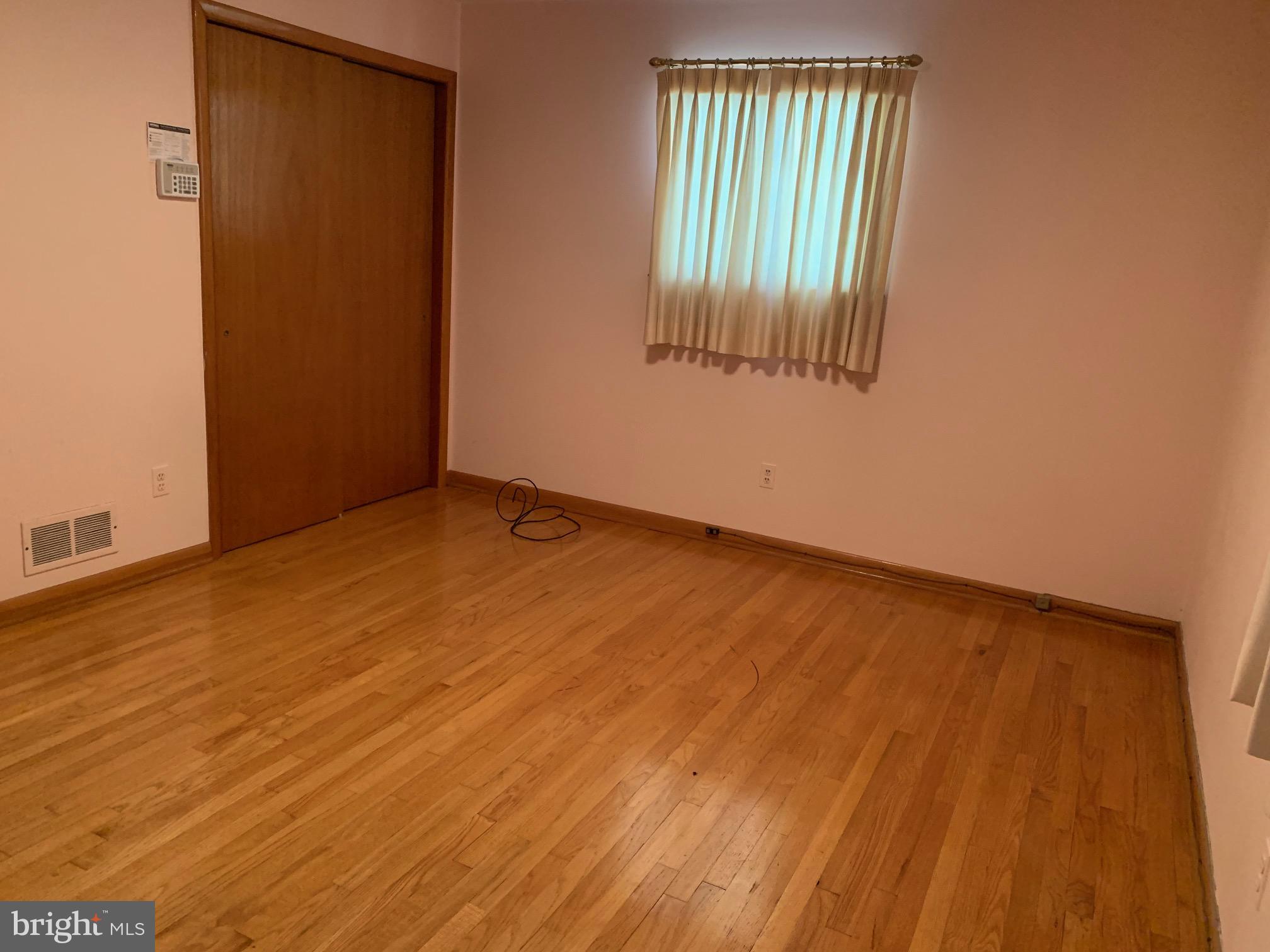 6227 Groveland Road Linthicum Heights, MD 21090 - Photo 19 of 26 Gallery Image 19