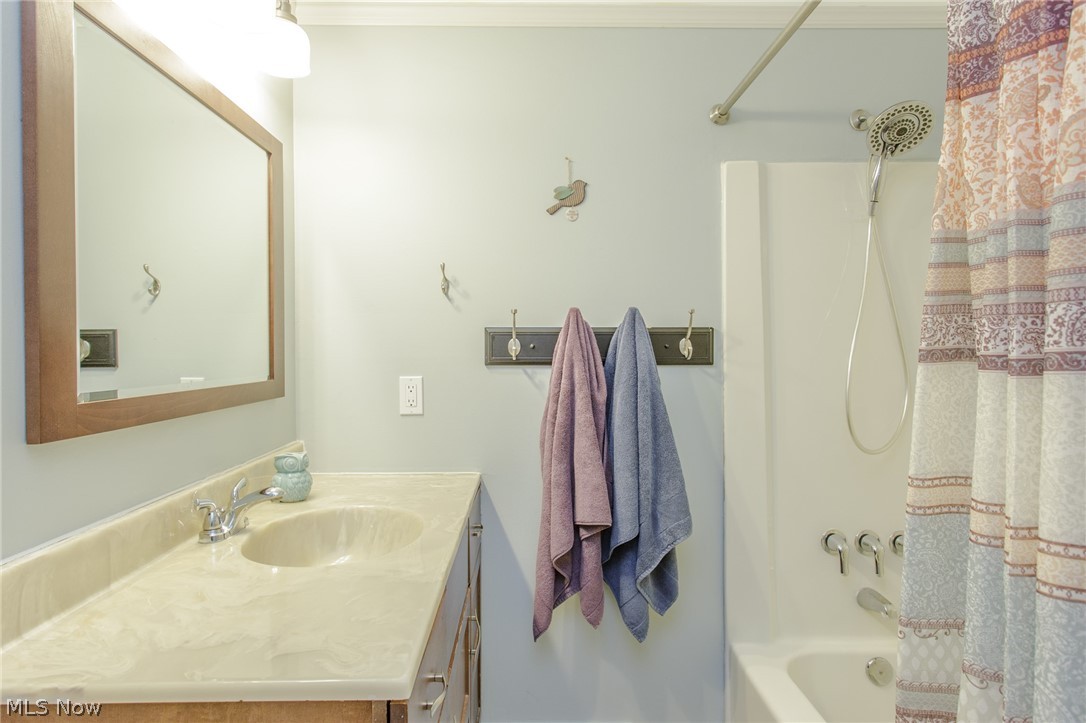 1097 Clark Road Wadsworth, OH 44281 - Photo 20 of 34 Gallery Image 20