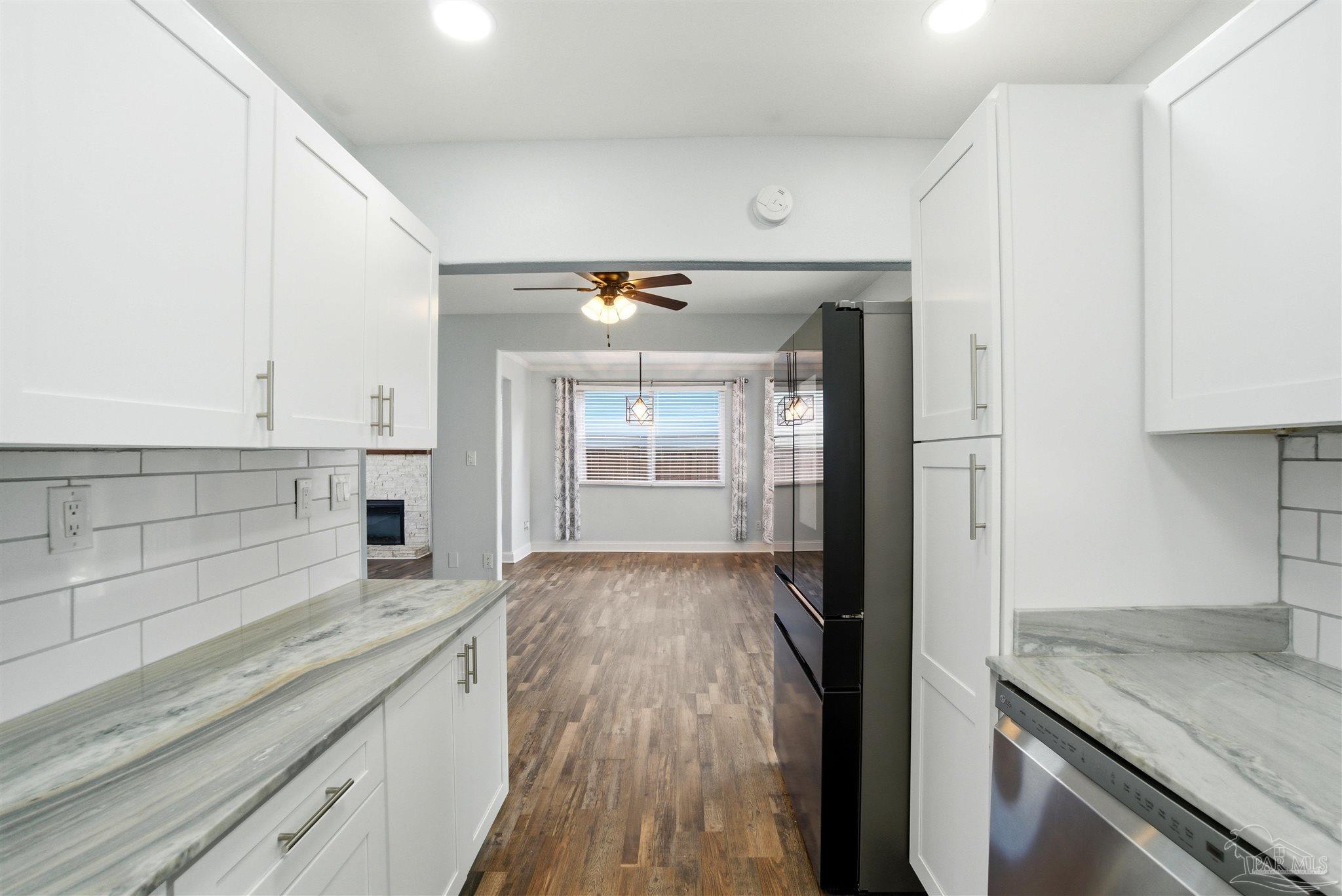 403 Southeast Gilliland Road Pensacola, FL 32507 - Photo 18 of 71