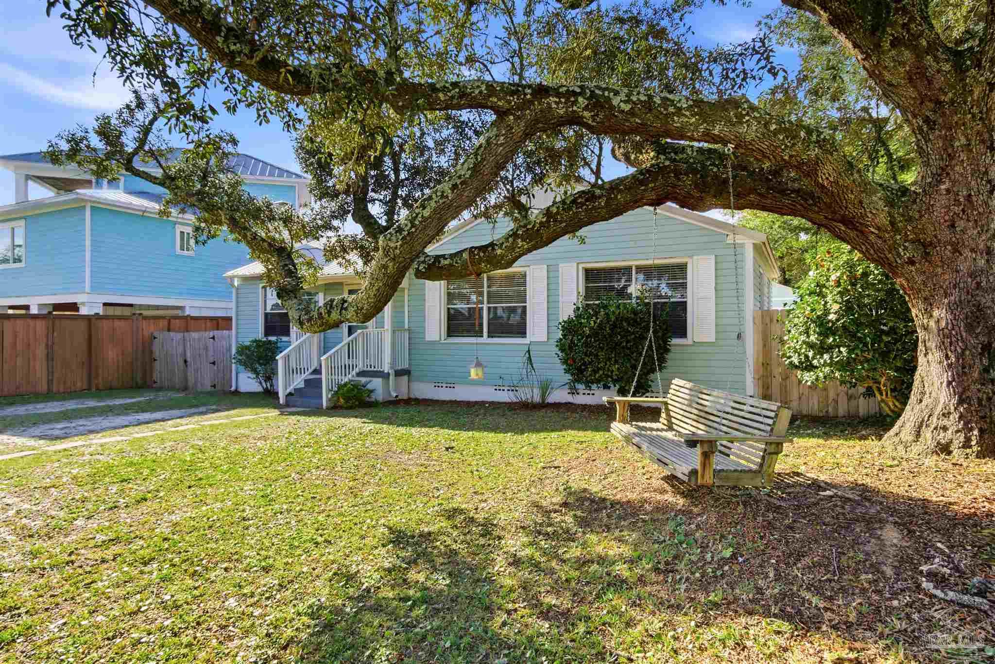 403 Southeast Gilliland Road Pensacola, FL 32507 - Photo 3 of 71