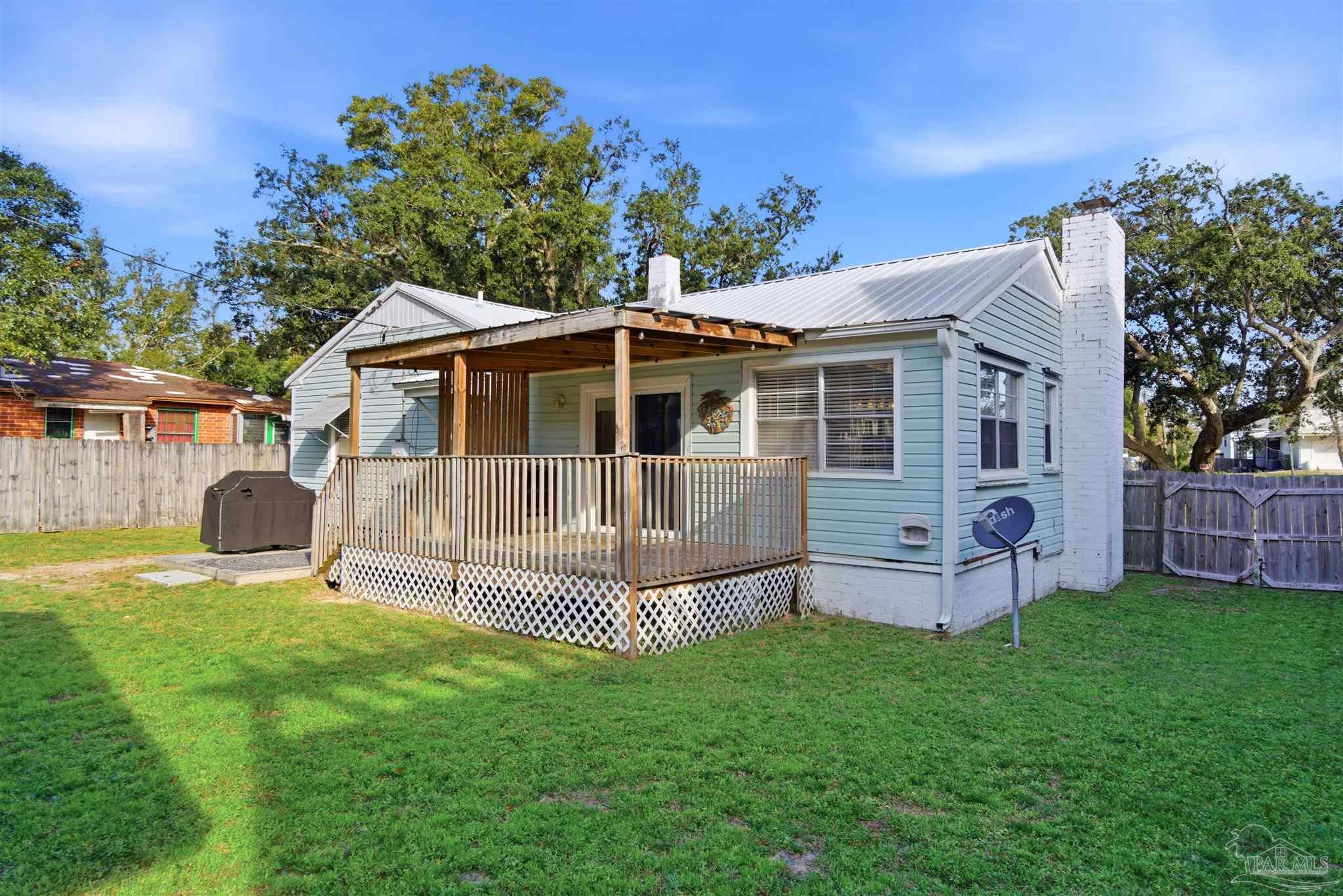 403 Southeast Gilliland Road Pensacola, FL 32507 - Photo 33 of 71