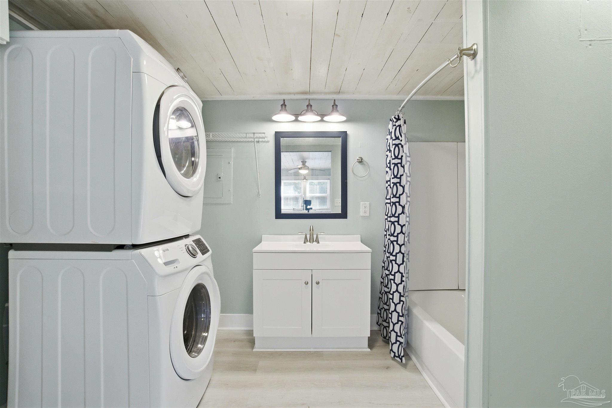 403 Southeast Gilliland Road Pensacola, FL 32507 - Photo 41 of 71