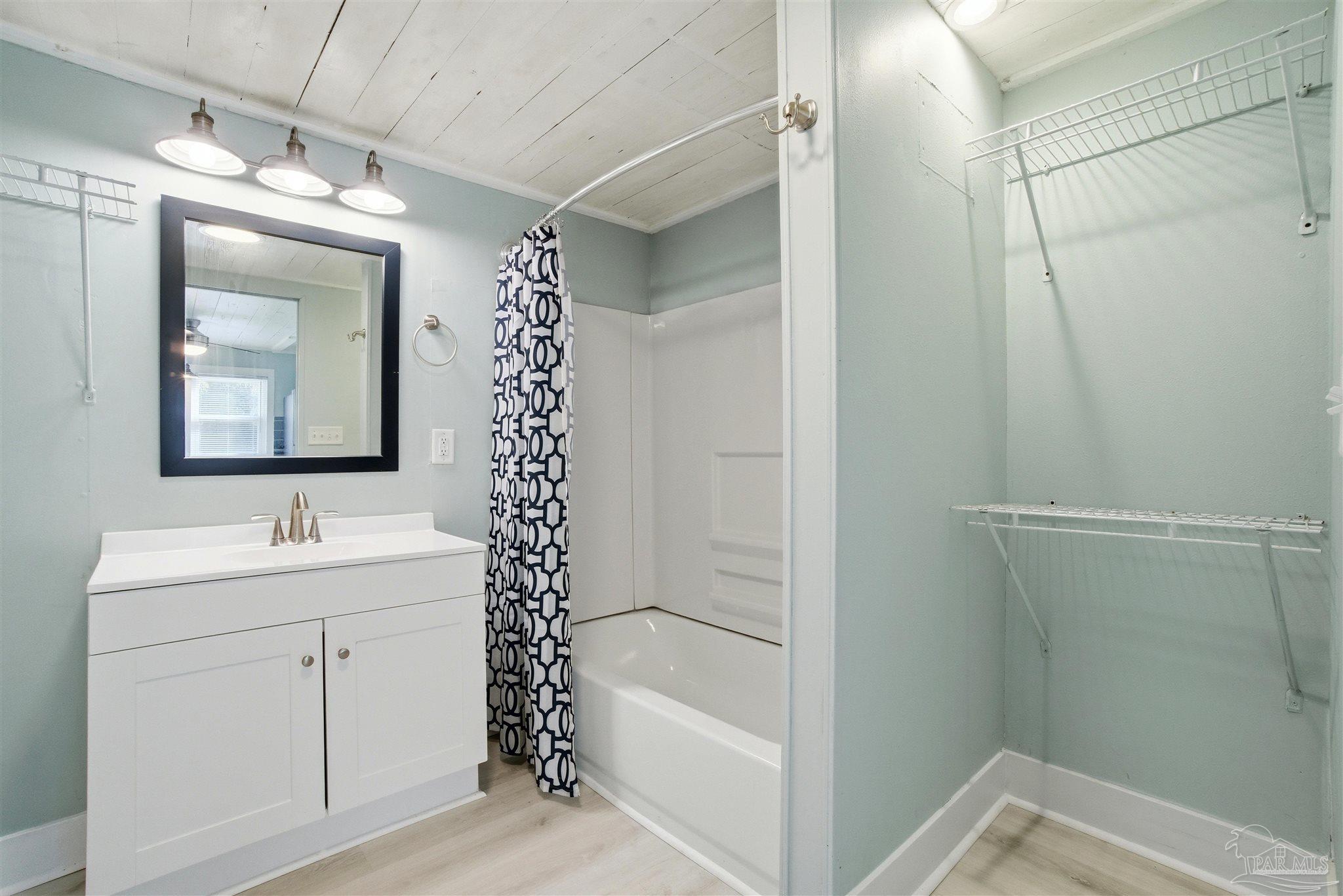 403 Southeast Gilliland Road Pensacola, FL 32507 - Photo 43 of 71