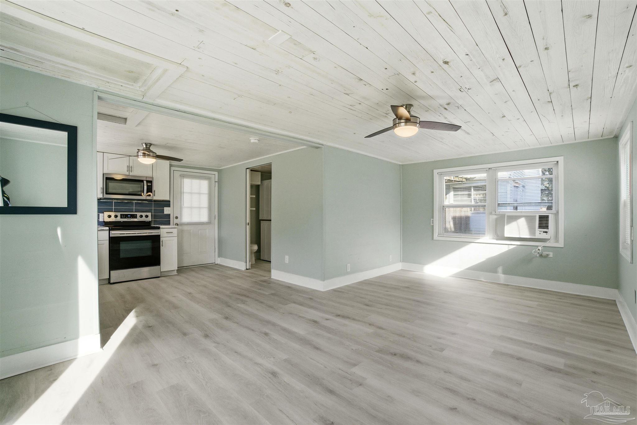 403 Southeast Gilliland Road Pensacola, FL 32507 - Photo 45 of 71