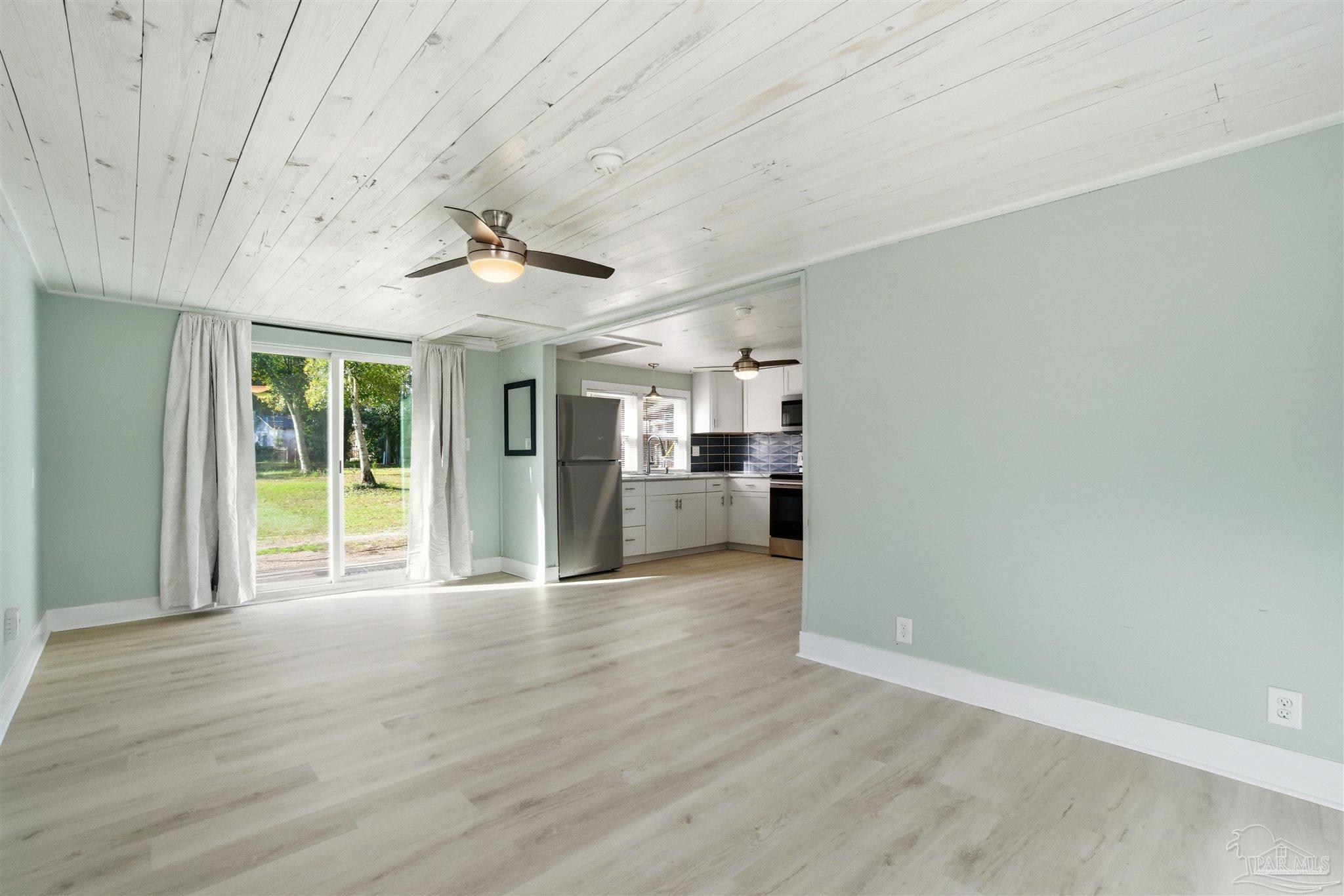 403 Southeast Gilliland Road Pensacola, FL 32507 - Photo 46 of 71