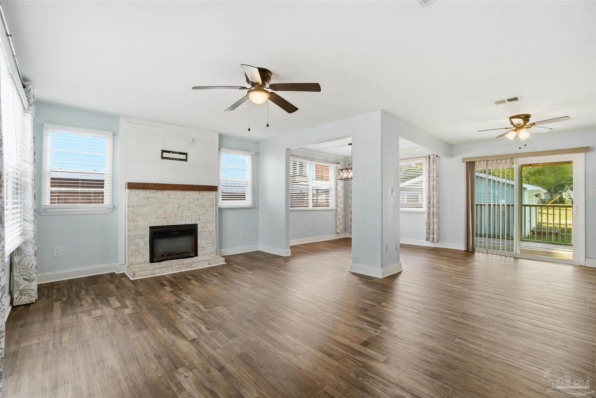 403 Southeast Gilliland Road Pensacola, FL 32507 - Photo 9 of 71