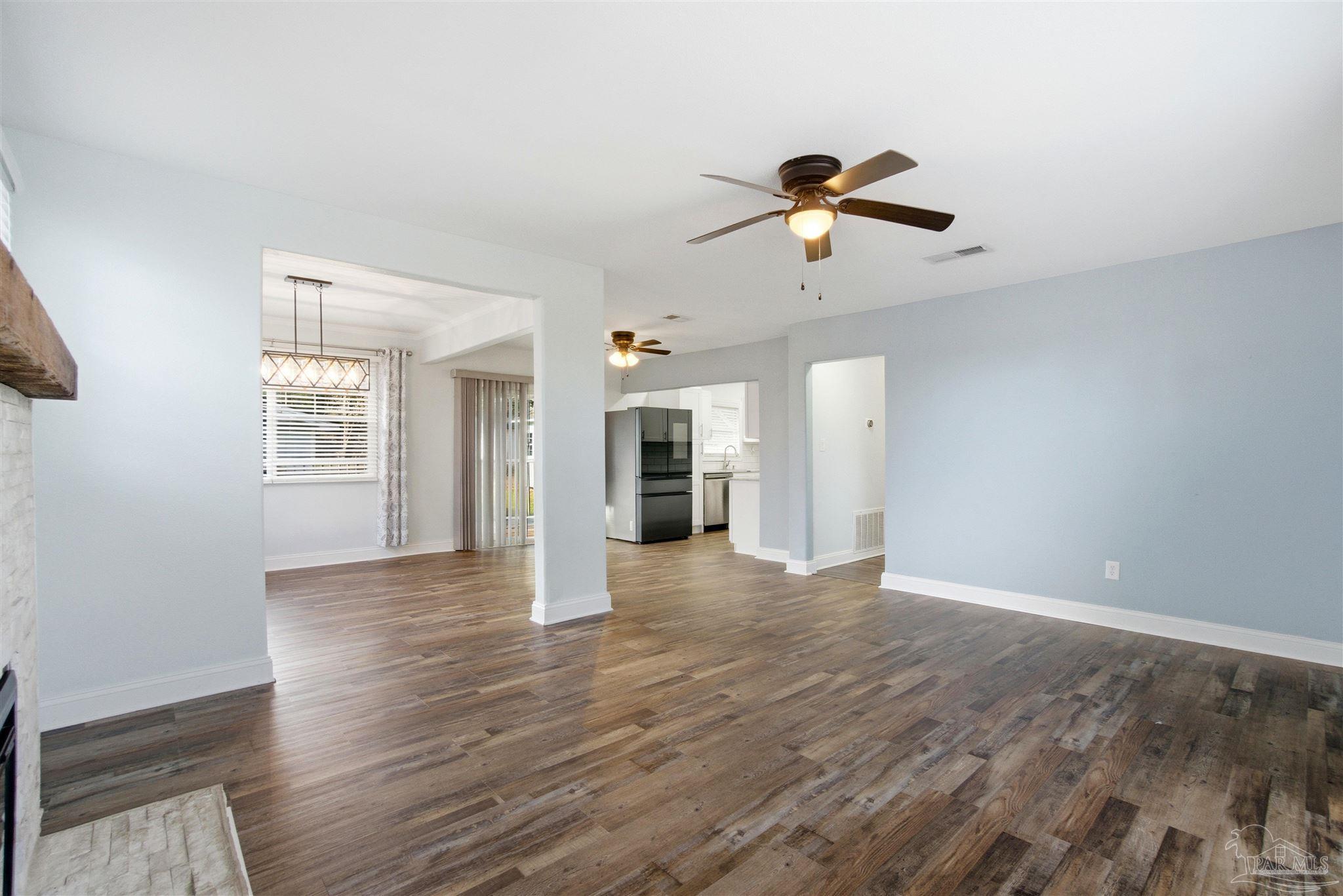 403 Southeast Gilliland Road Pensacola, FL 32507 - Photo 10 of 71