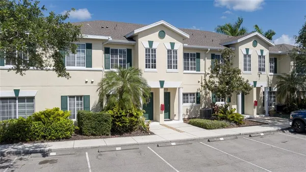 $2,250 | 329 Cape Harbour Loop, Unit 103, Bradenton, FL 34212