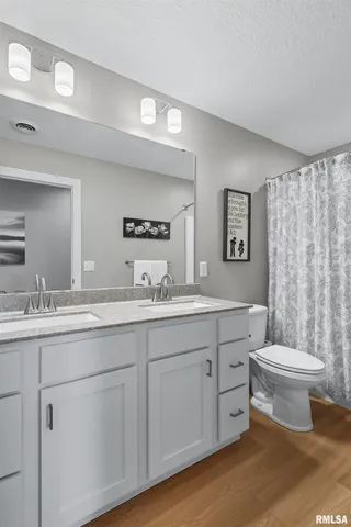 $355,000 | 3970 Orchard Drive, Bettendorf, IA 52722