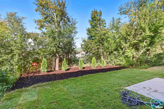 $355,000 | 3970 Orchard Drive, Bettendorf, IA 52722