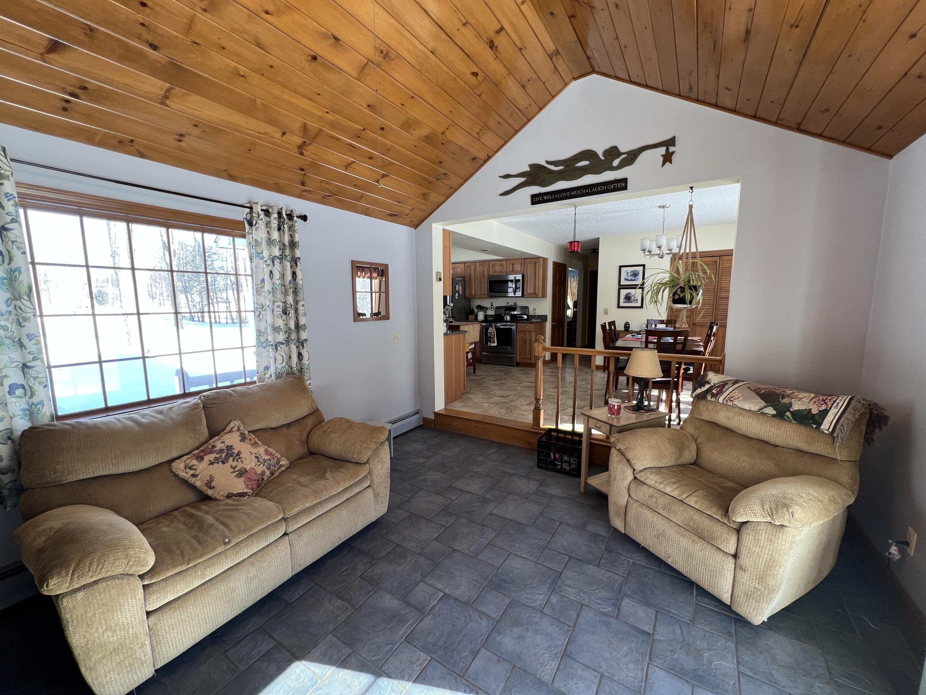9 6 Rod Road Fairfield, ME 04937 - Photo 9 of 67 8 Sunroom